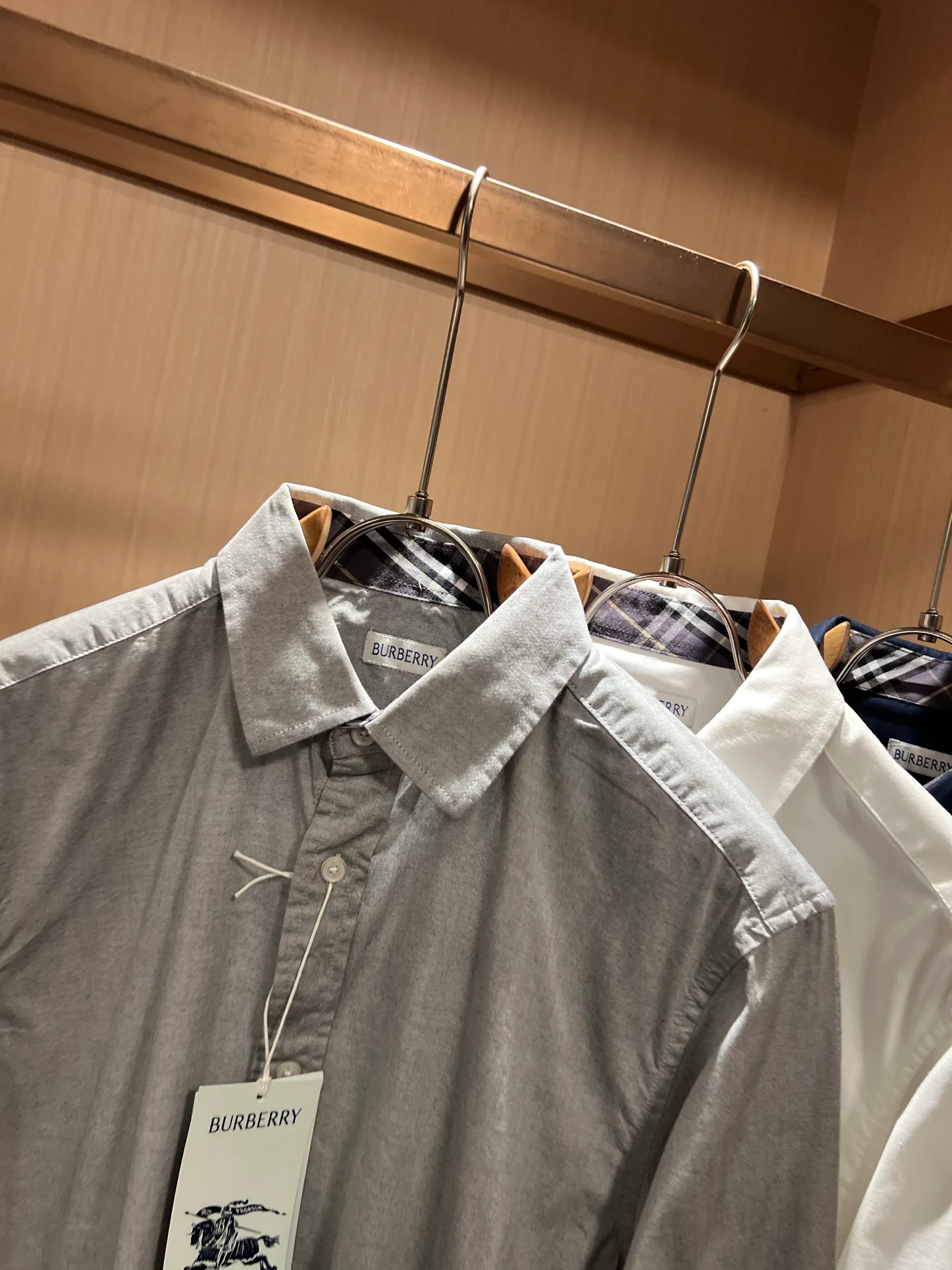 Men's Shirts BURBERRY 18395746