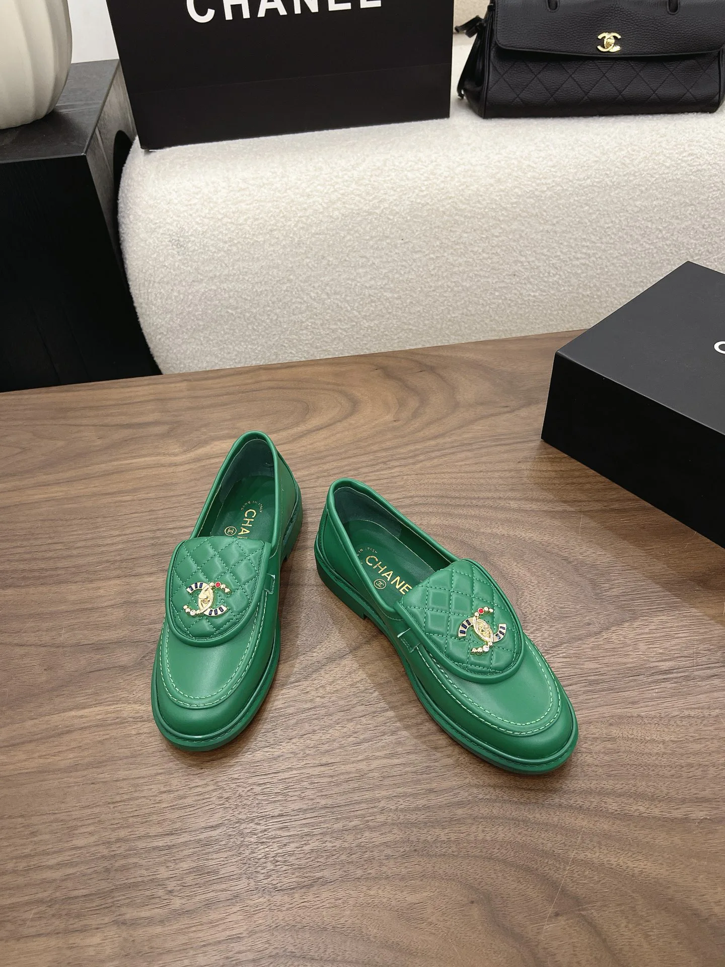 Women's Loafers And Moccasins CHANEL 17303658