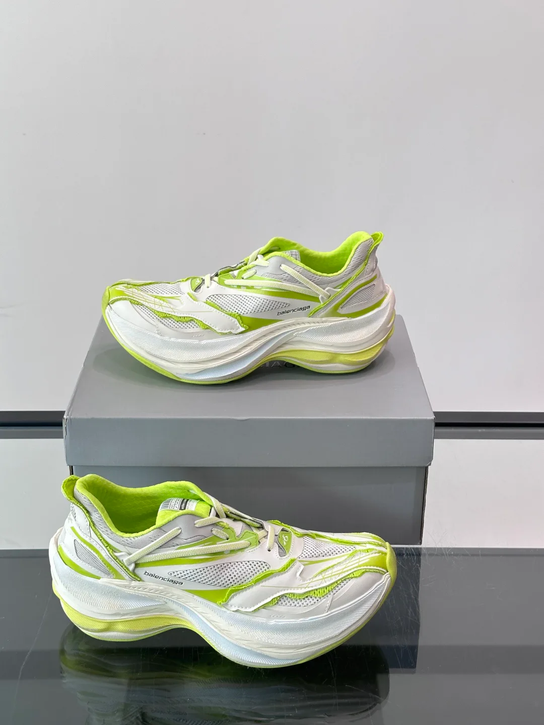 Women's Sneakers BALENCIAGA 17649836