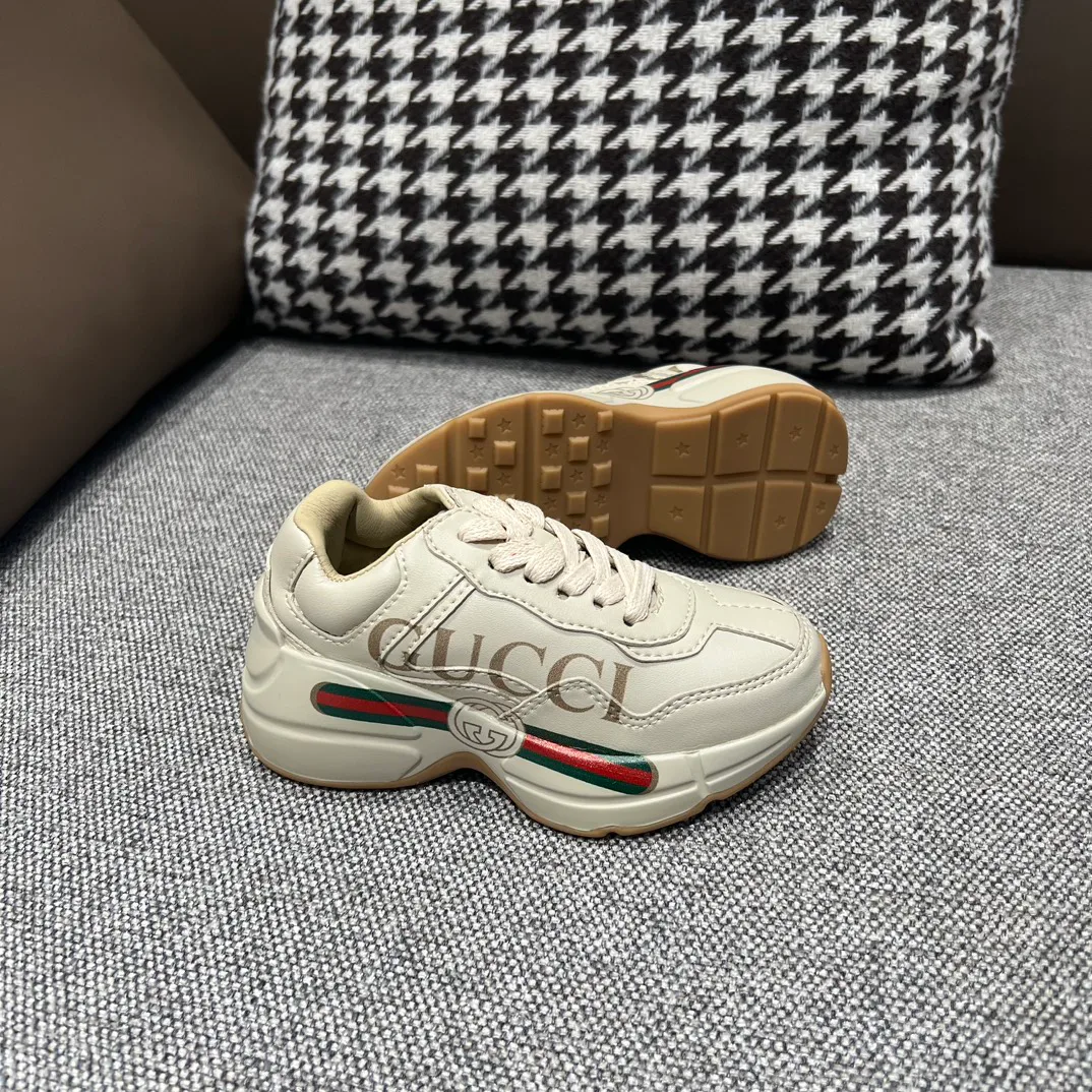 Women's Sneakers GUCCI 18075509