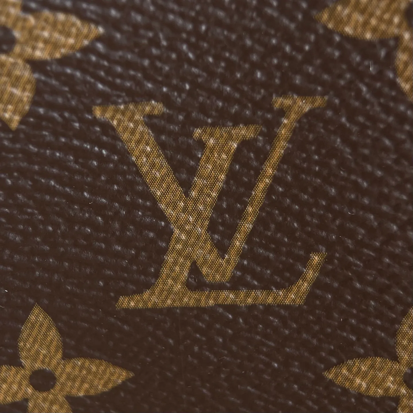 Women's Classic Handbags LOUIS VUITTON 18376397