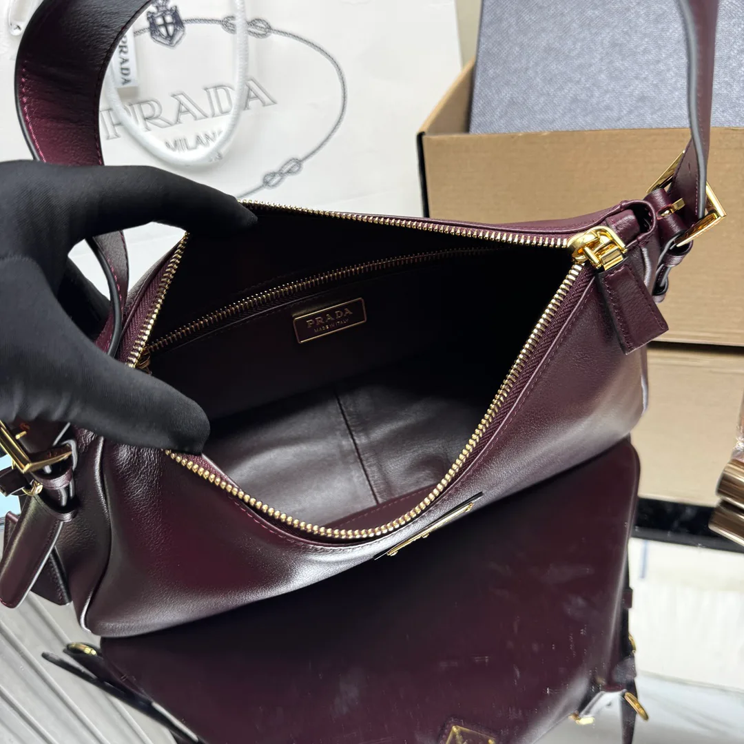 Women's Classic Handbags PRADA 18323049