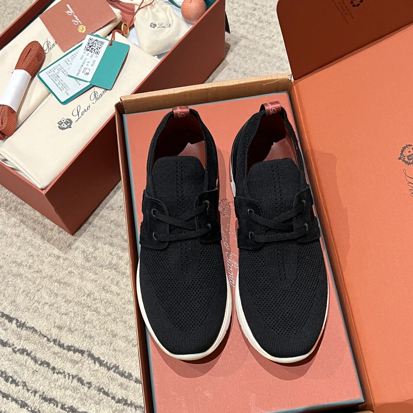 Women's Sneakers LORO PIANA 18194144