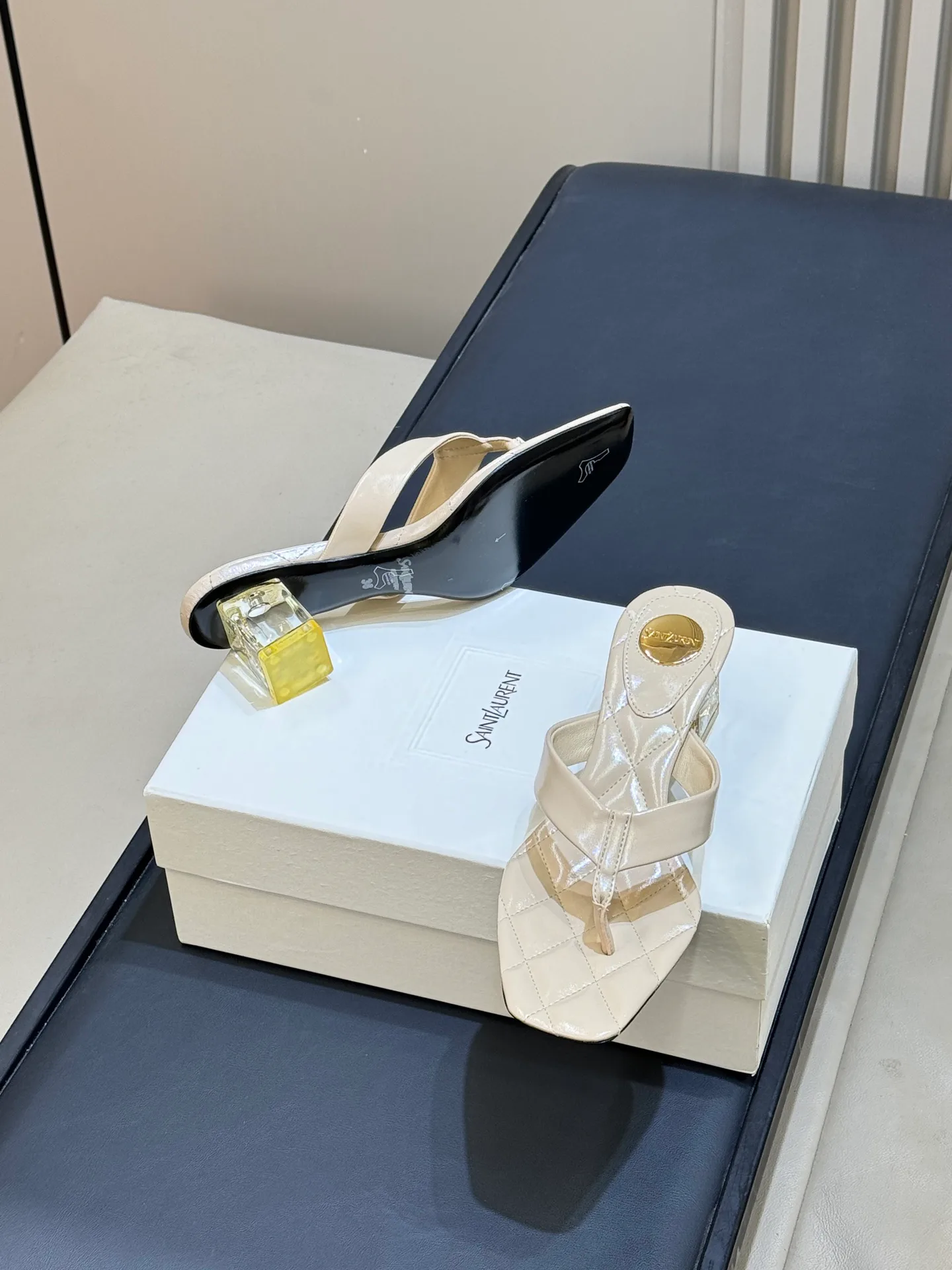 Women's Open-Toe Sandals SAINT LAURENT 18073261