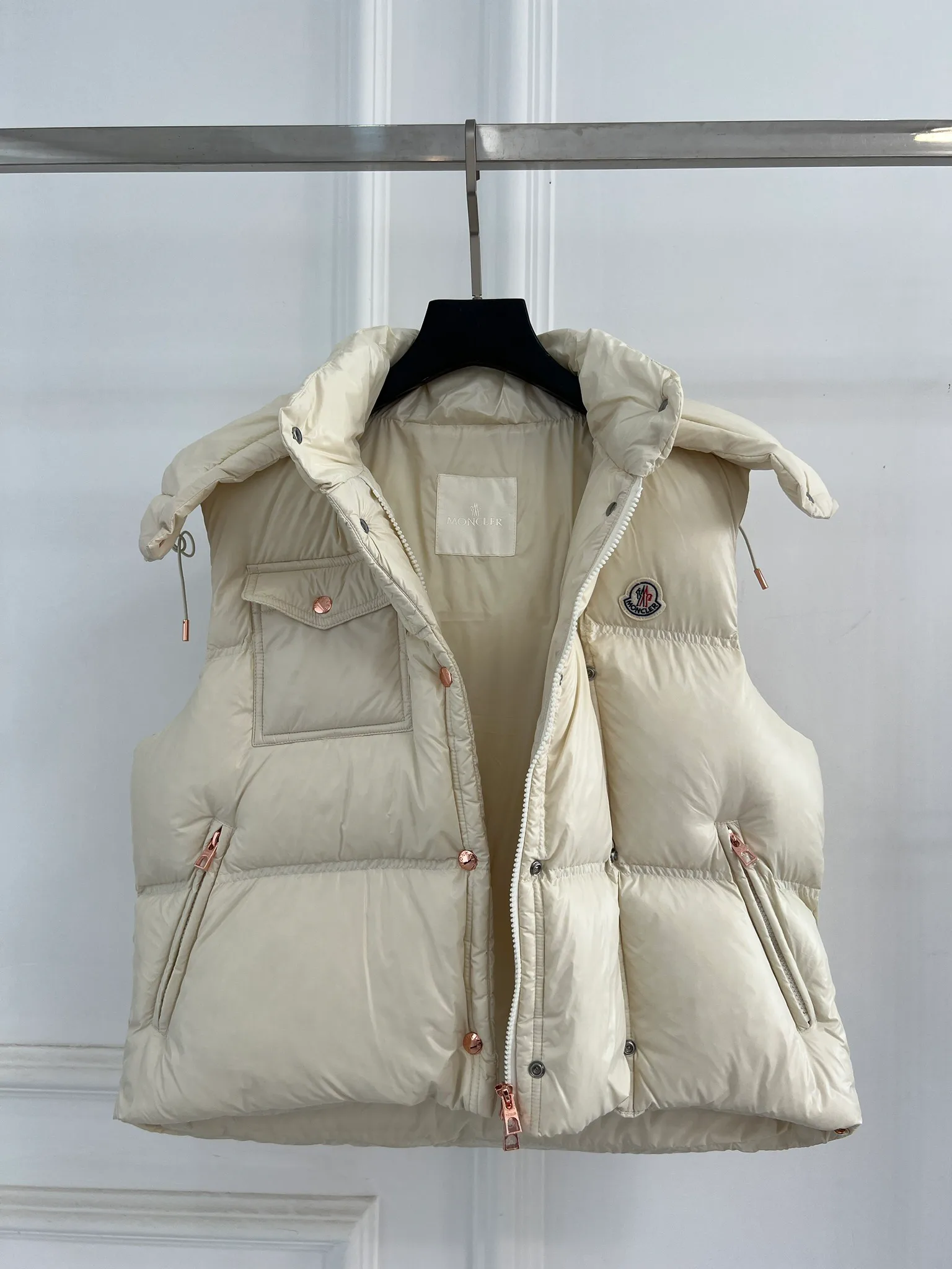 Women's Vests MONCLER 18416173