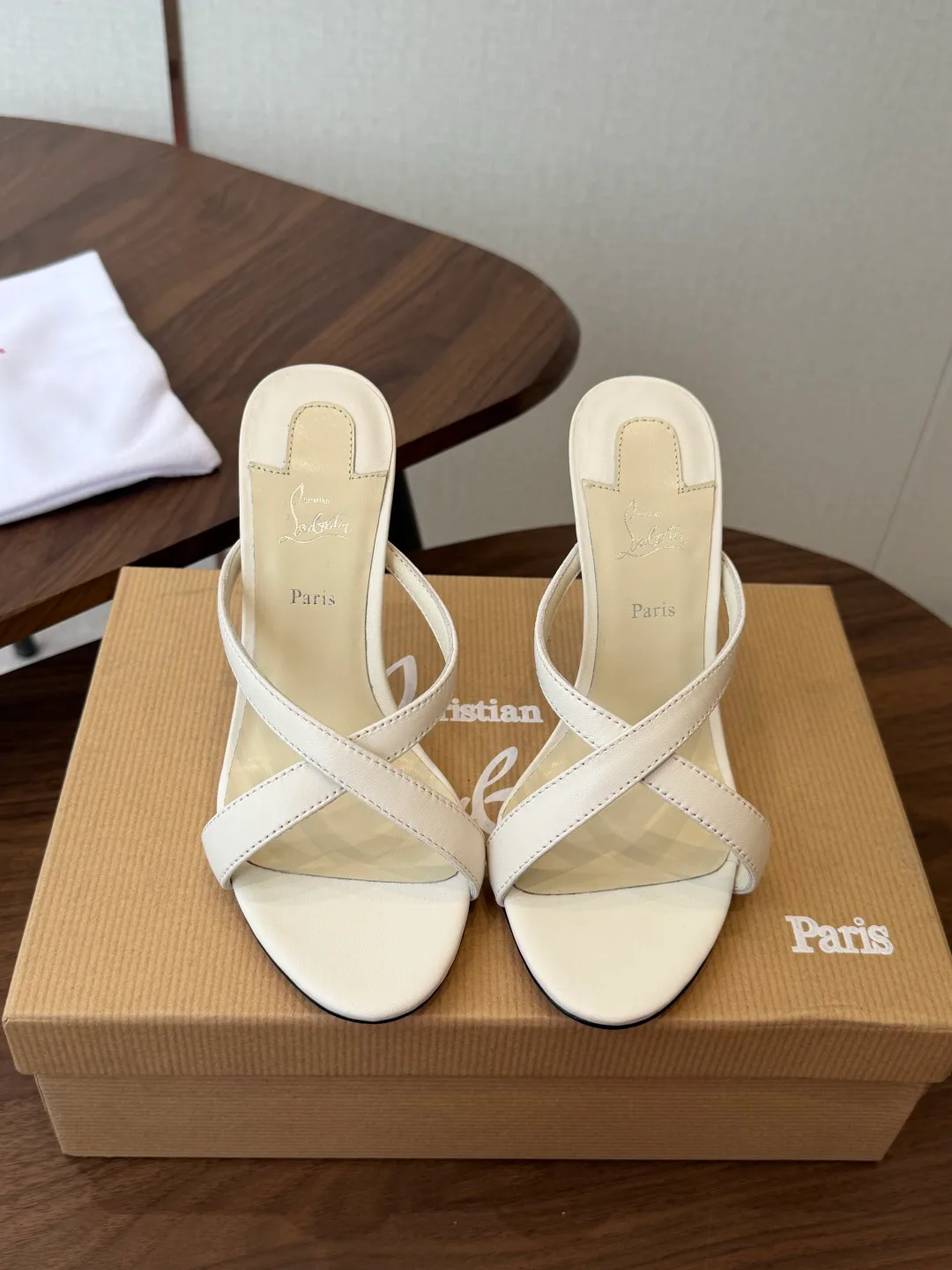 Women's Open-Toe Sandals CHRISTIAN LOUBOUTIN 18183090