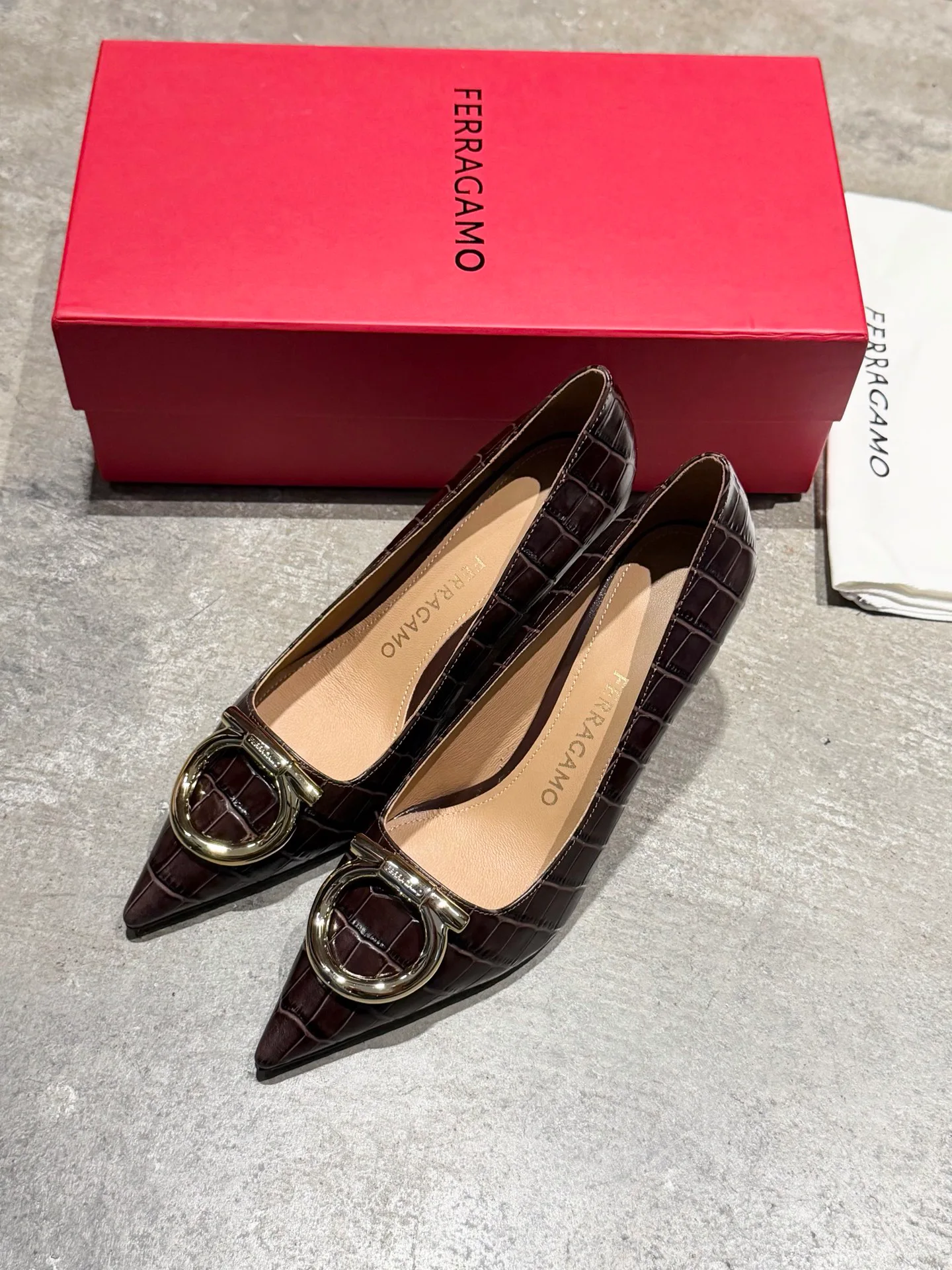 Women's Heels SALVATORE FERRAGAMO 17897969