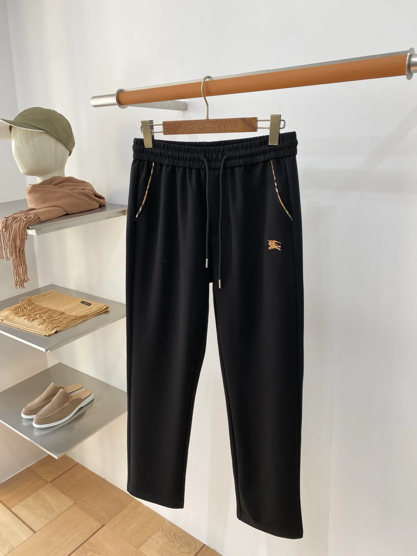 Women's Tracksuits BURBERRY 18383630