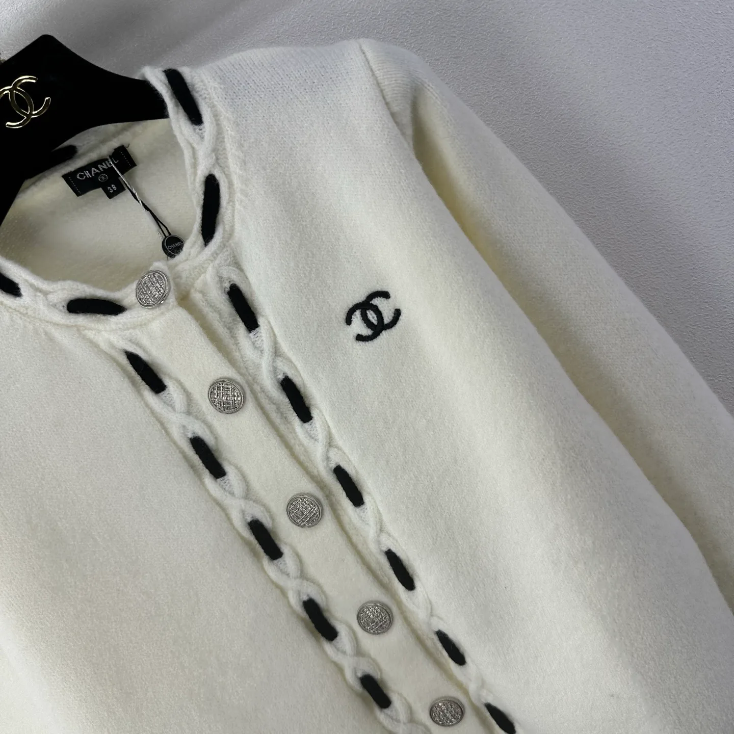 Women's Jumpers And Sweaters CHANEL 18158231