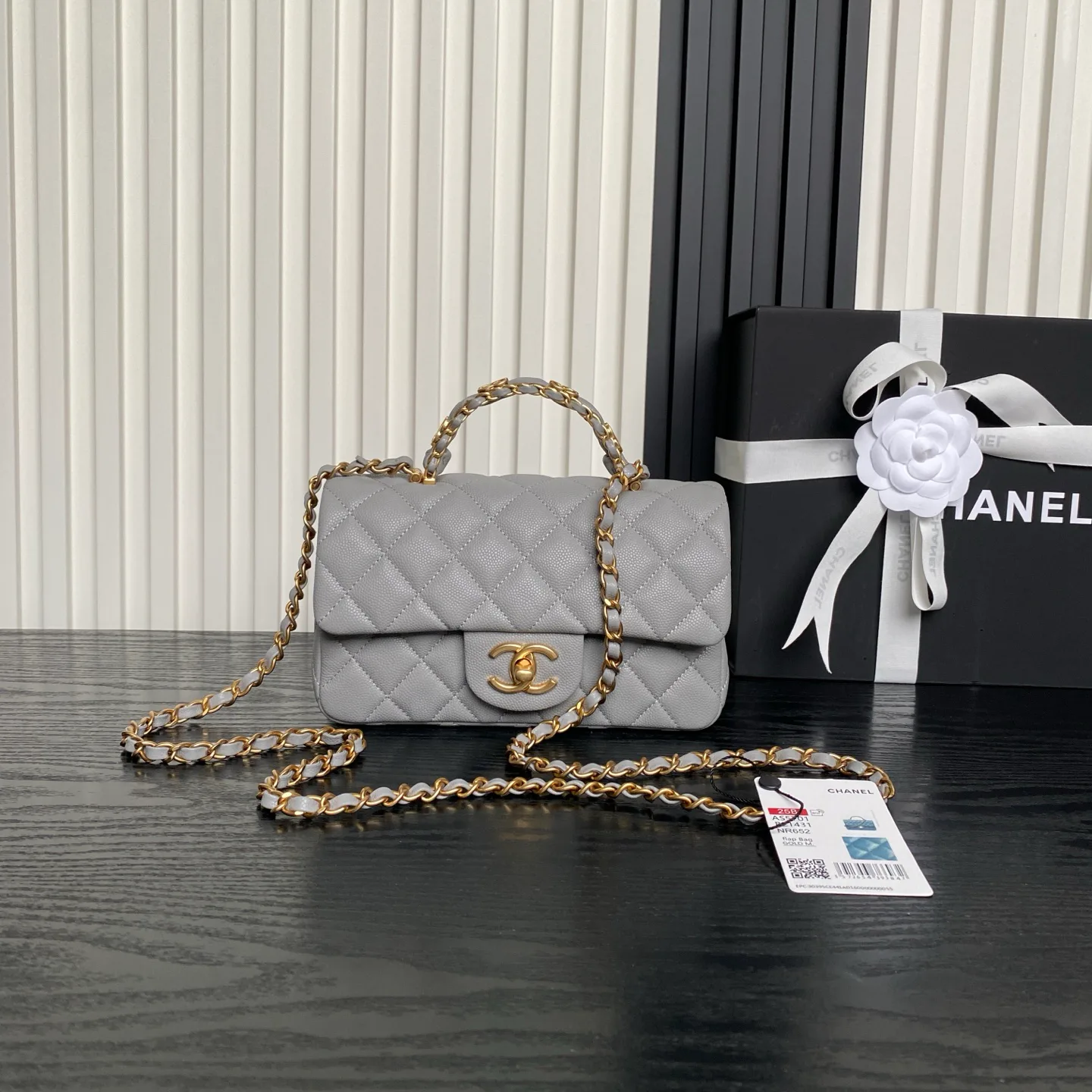 Women's Classic Handbags CHANEL 17364565