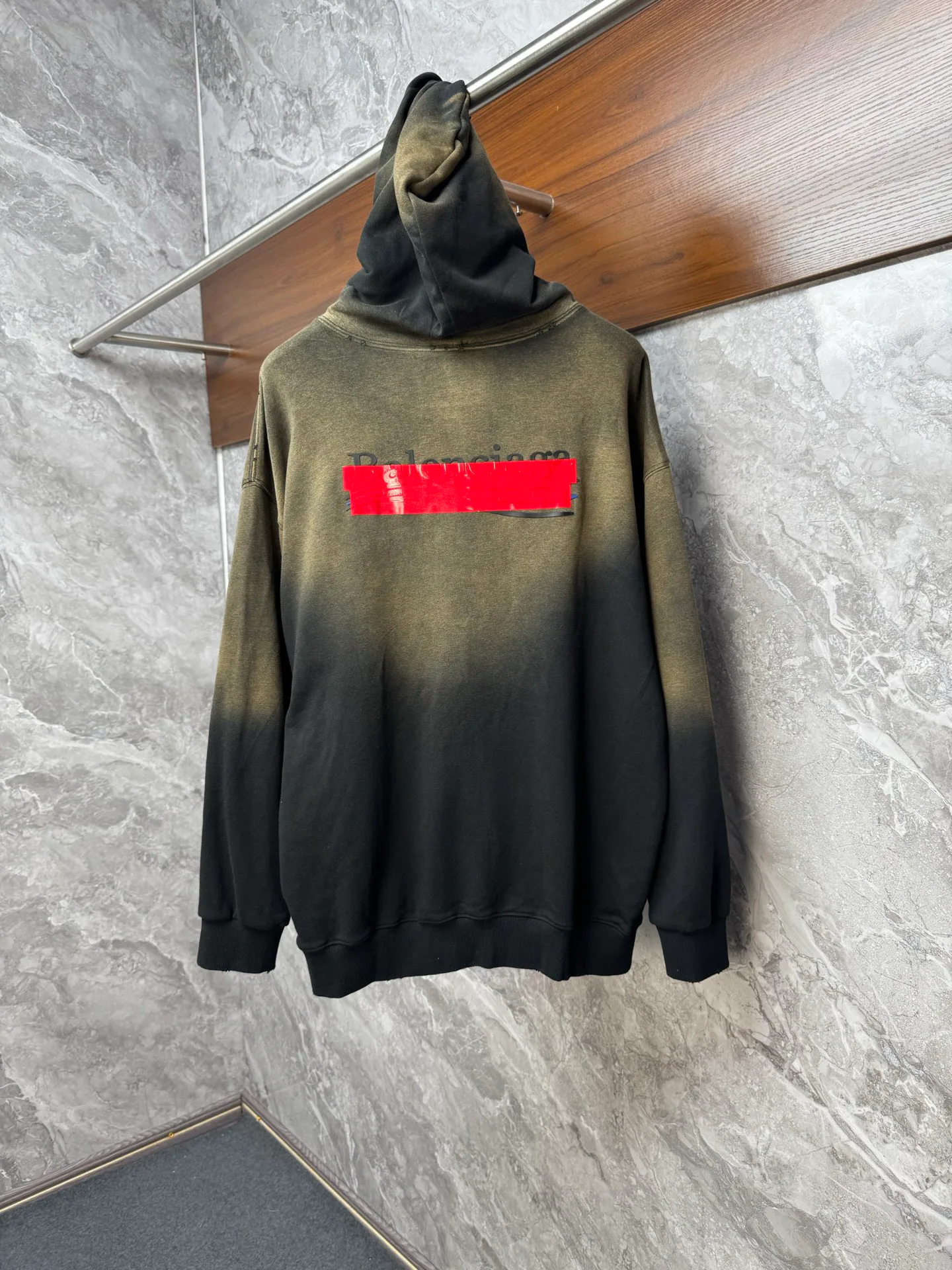 Women's Sweatshirts And Hoodies BALENCIAGA 18182345