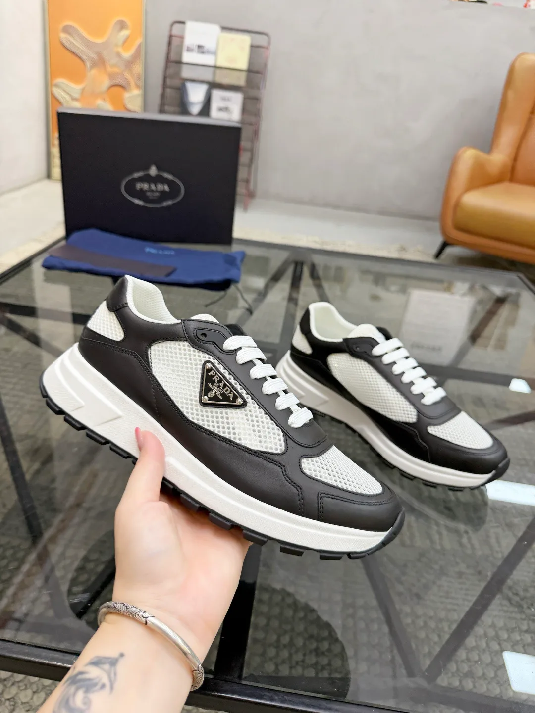 Men's Sneakers PRADA 18346372