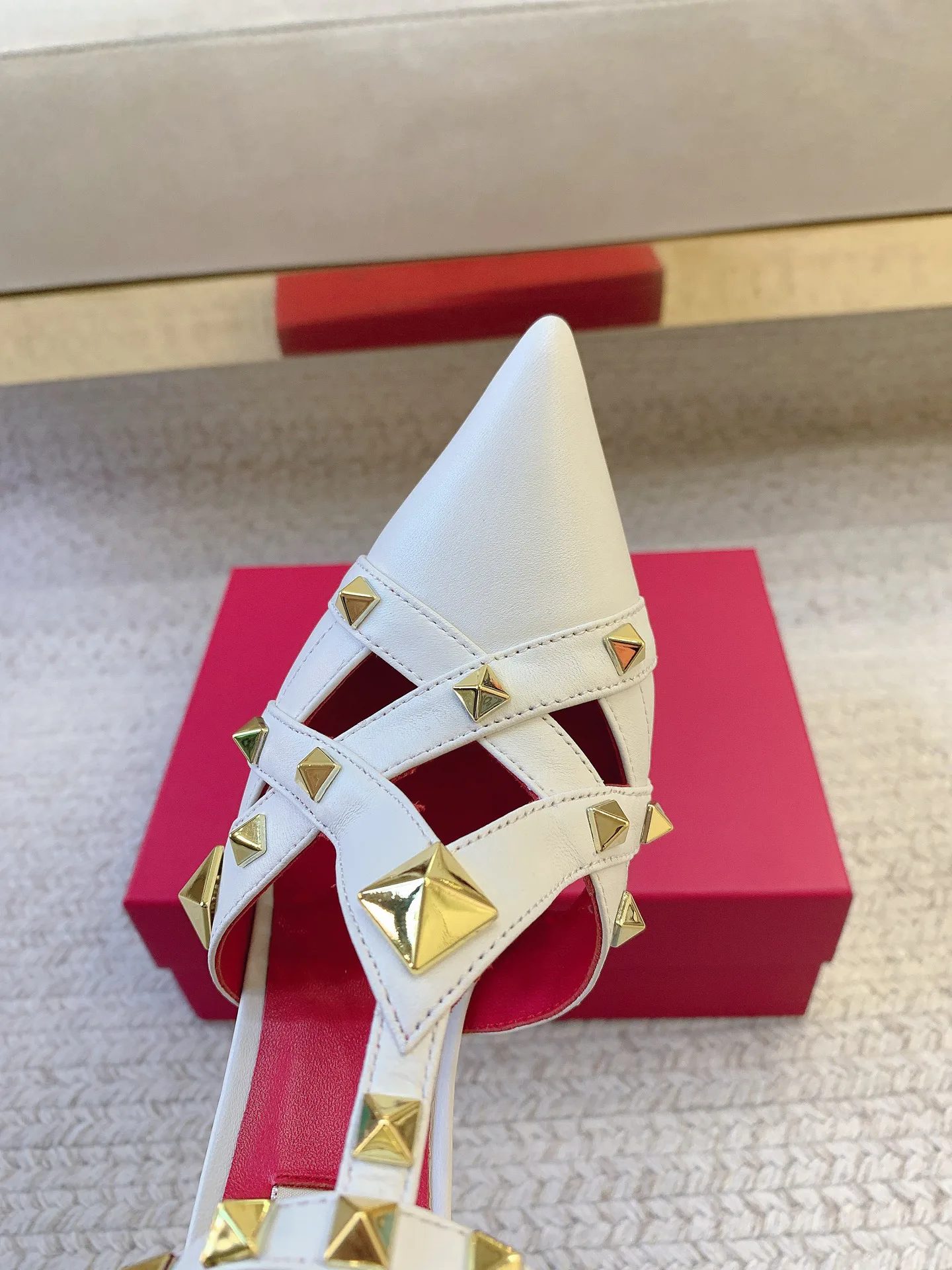 Women's Heels VALENTINO 17656634