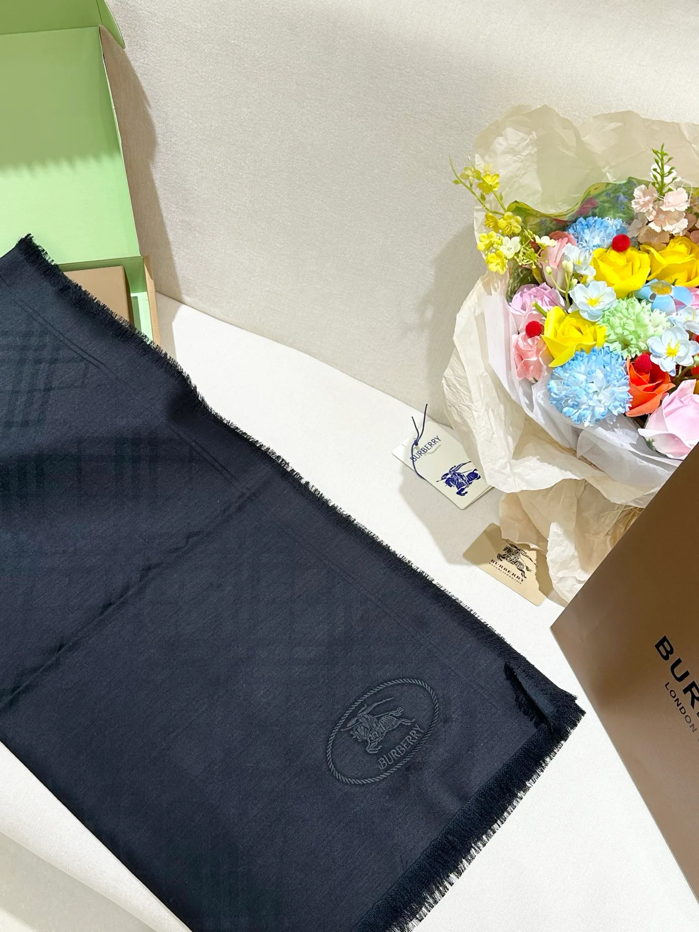 Scarves BURBERRY 17916814