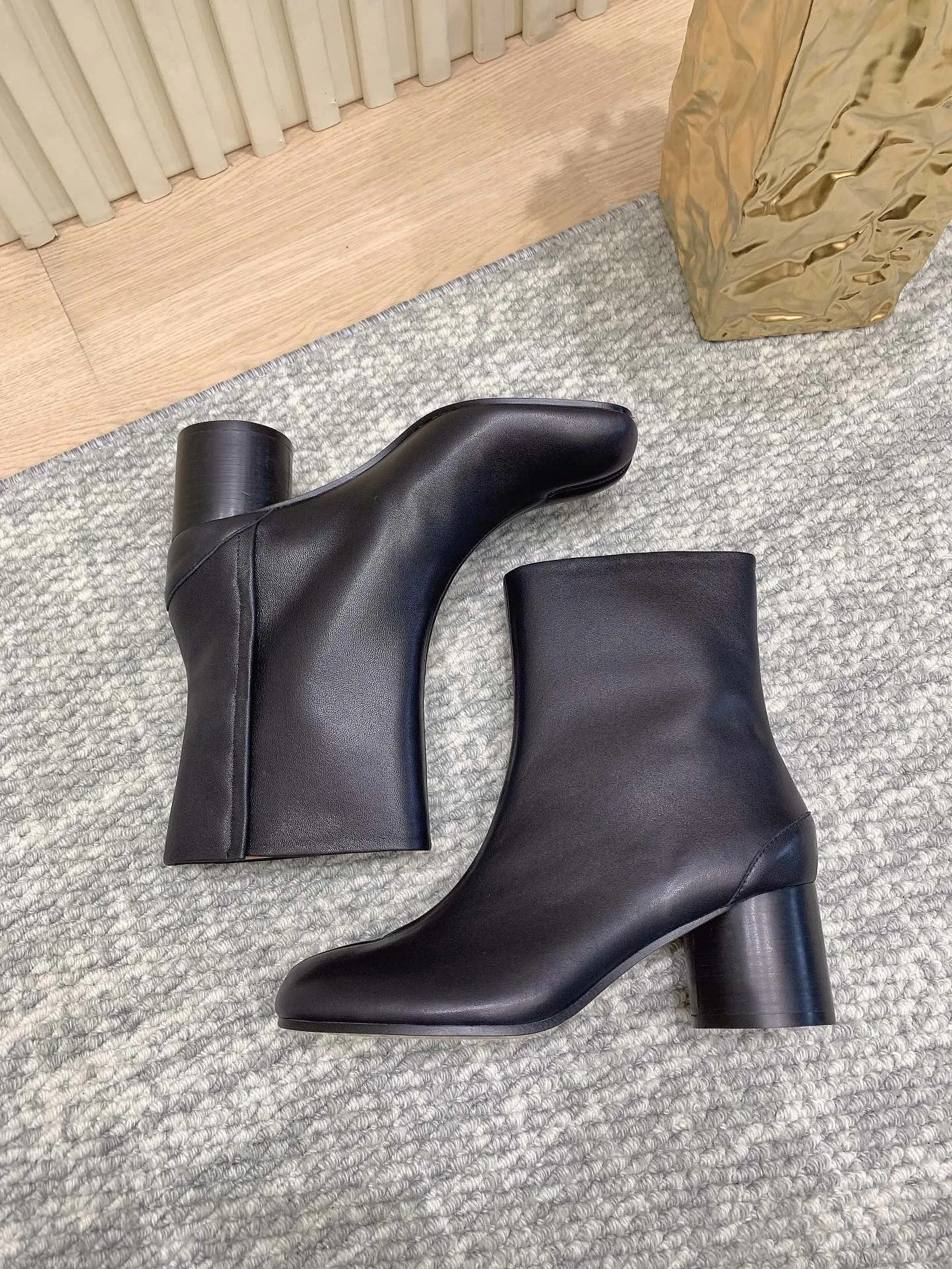 Women's Ankle Boots MAISON MARGIELA 18160085