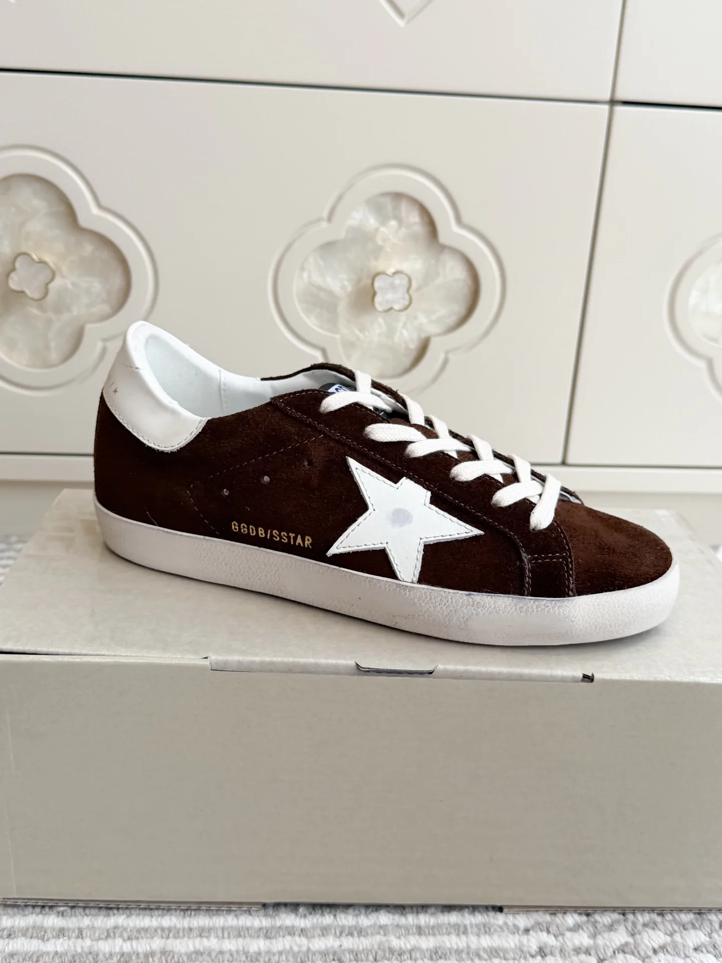 Women's Sneakers GOLDEN GOOSE 18360499