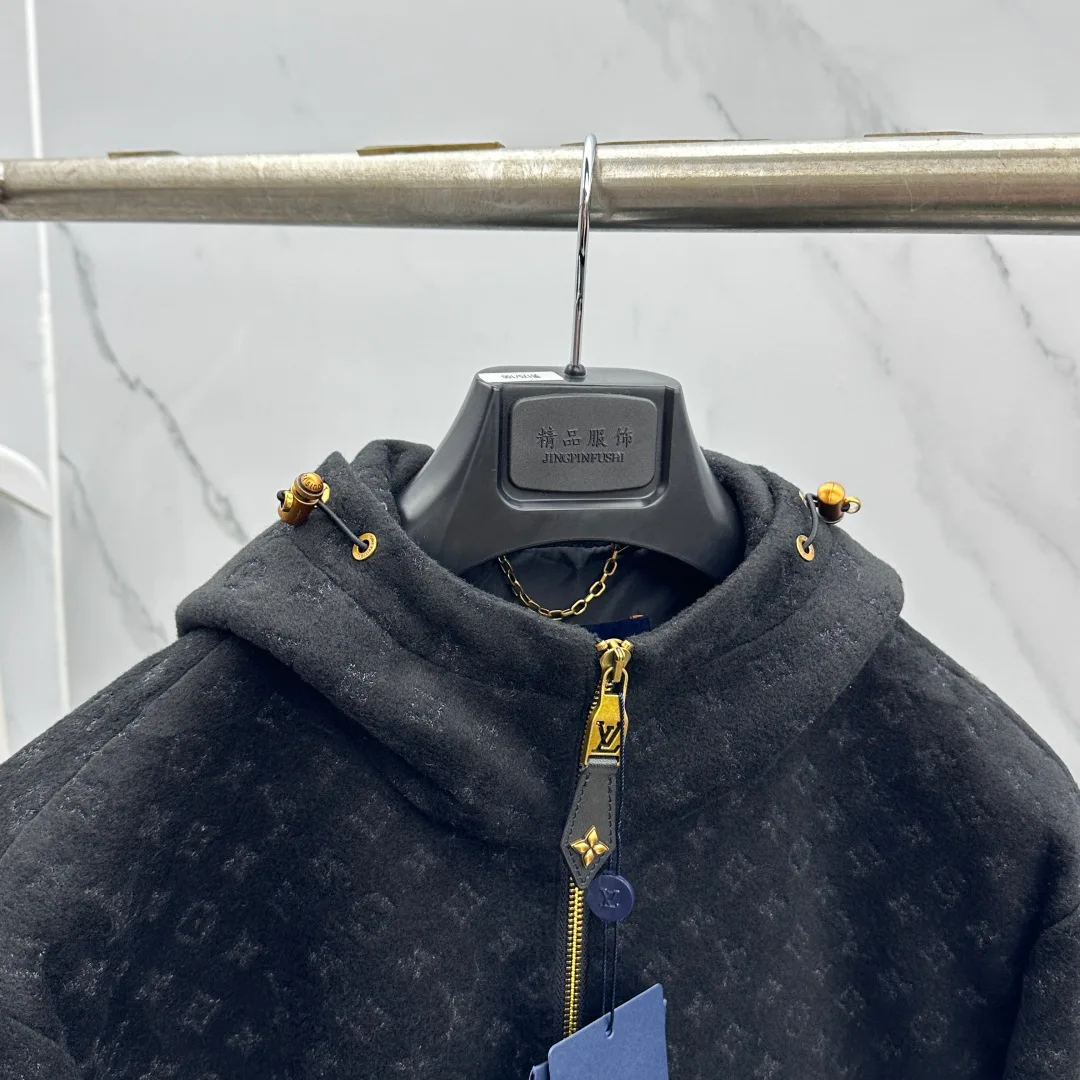 Men's Jackets And Down Jackets LOUIS VUITTON 18246854