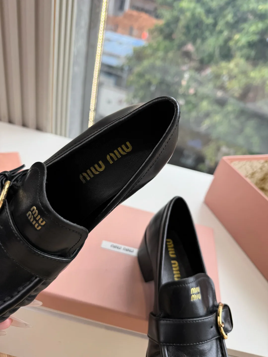 Women's Loafers And Moccasins MIU MIU 18083037