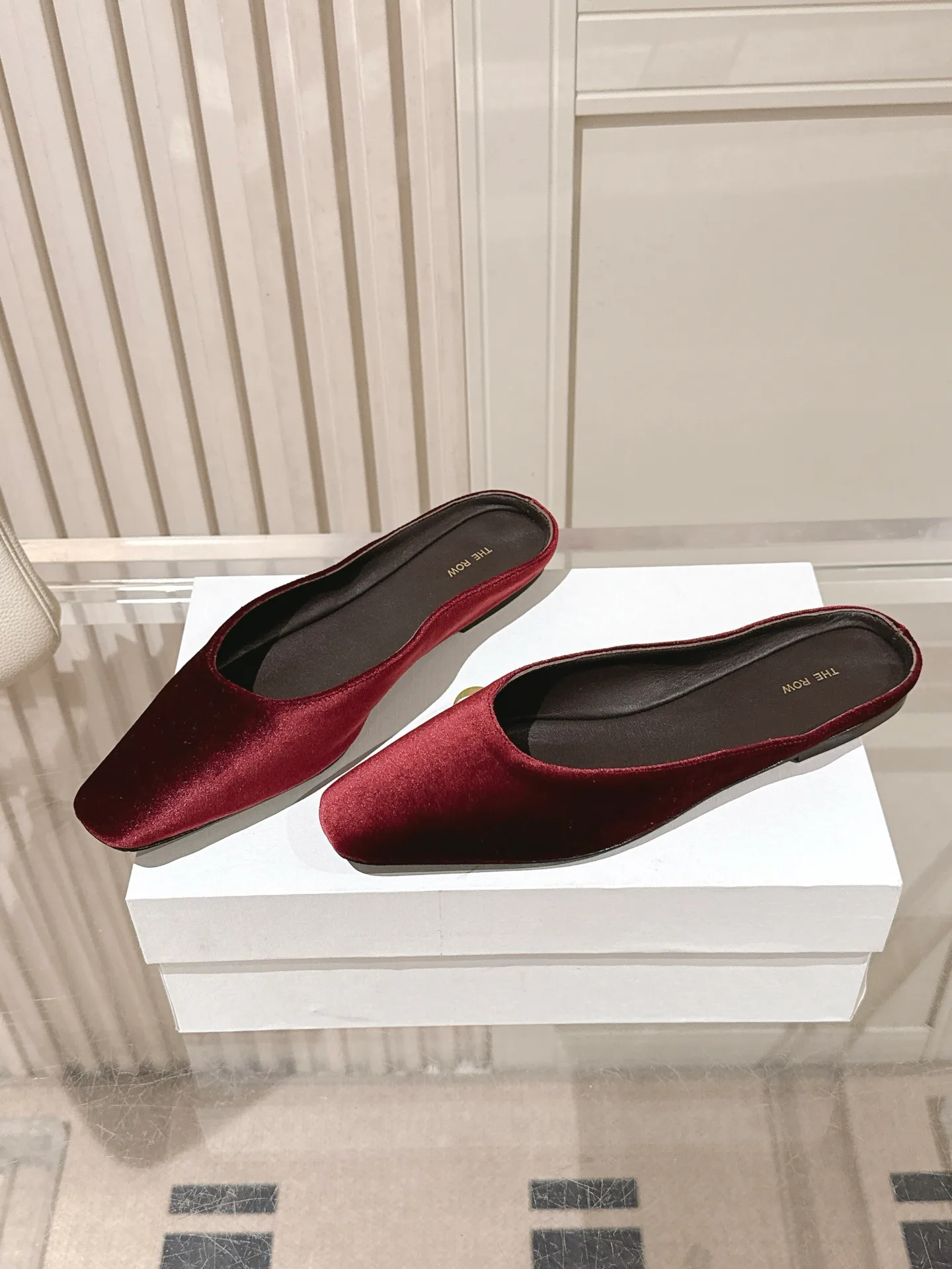 Women's Mules And Clogs THE ROW 18063172