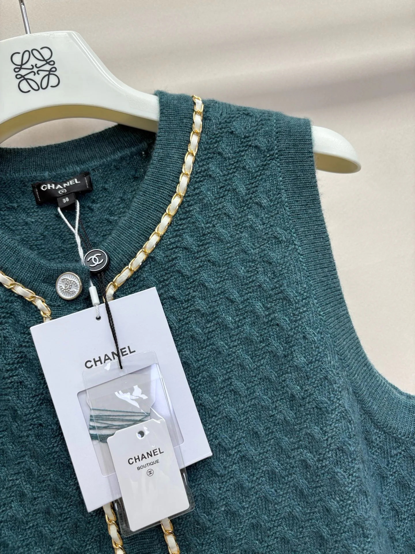 Women's Vests CHANEL 18028703