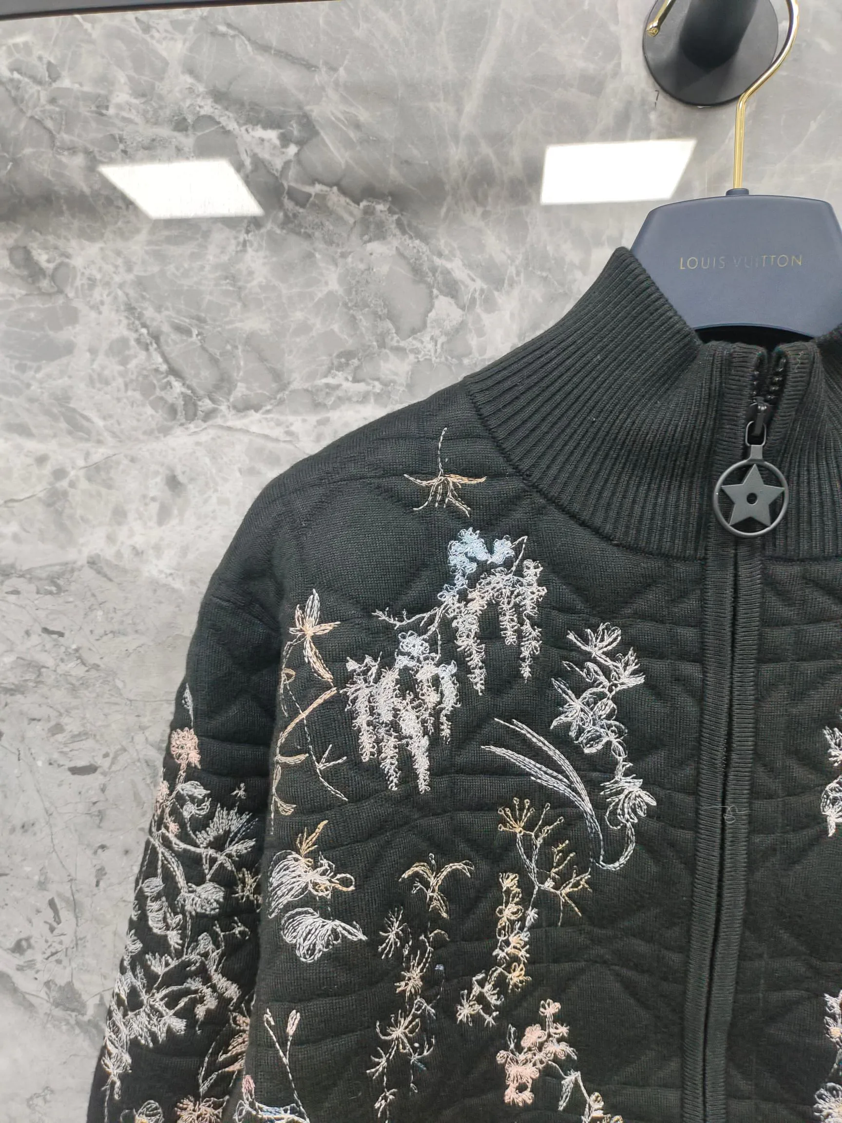 Women's Jackets And Down Jackets CHRISTIAN DIOR 17914041