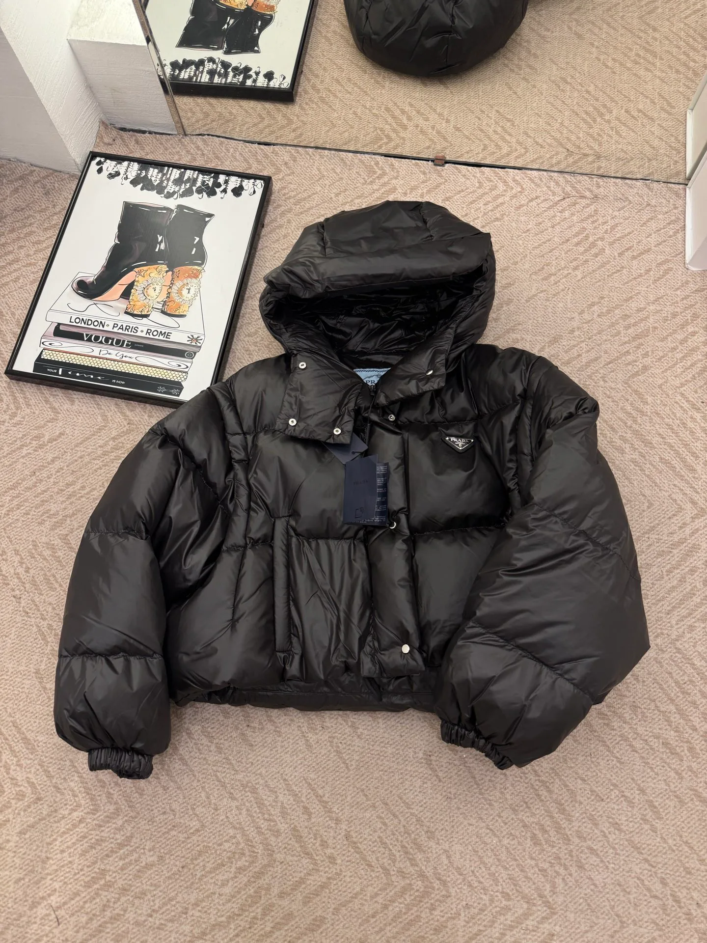 Women's Jackets And Down Jackets PRADA 17910120