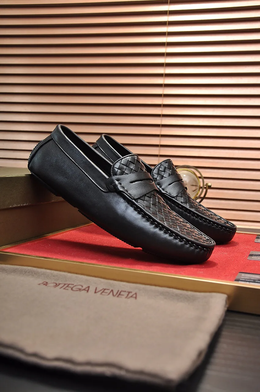 Men's Loafers And Dress Shoes BOTTEGA VENETA 18262208