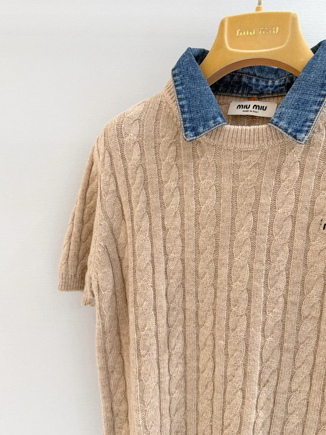 Women's Jumpers And Sweaters MIU MIU 17462060