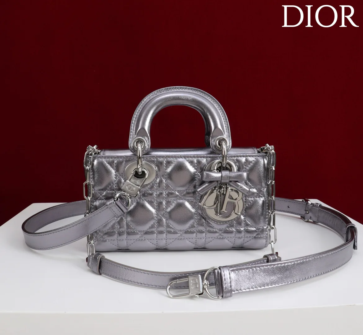 Women's Classic Handbags CHRISTIAN DIOR 18393050