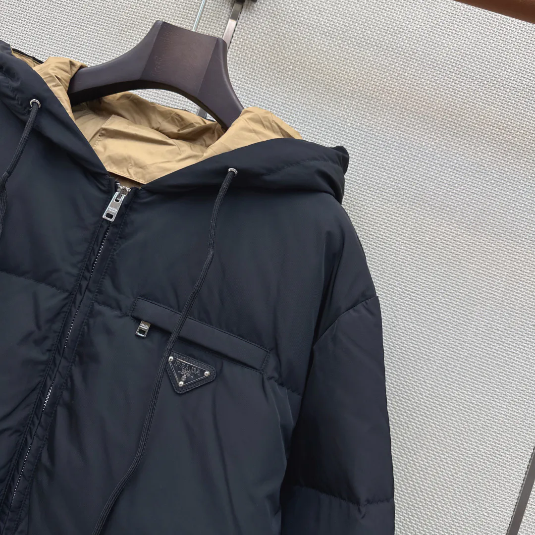 Women's Jackets And Down Jackets PRADA 18183489