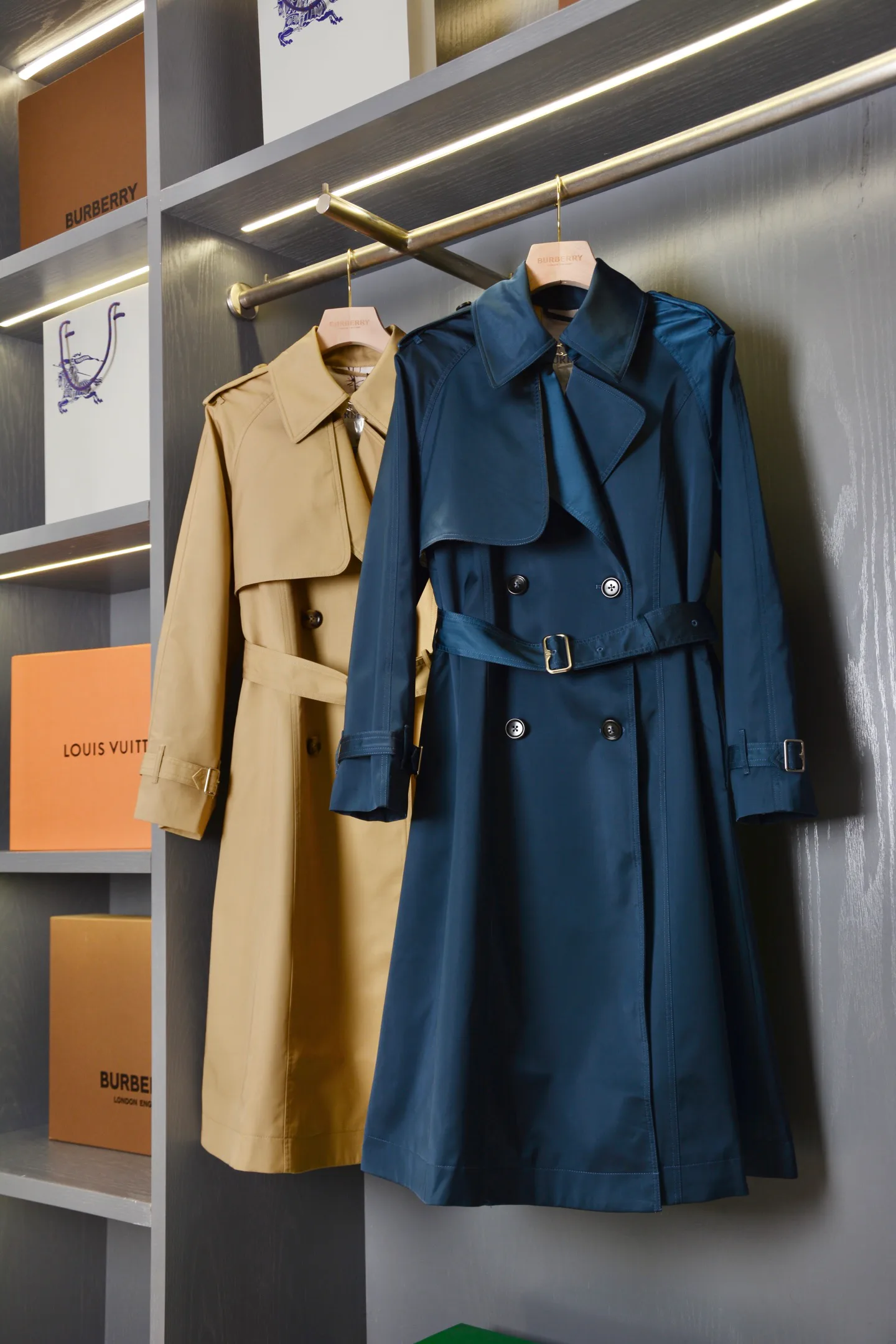 Women's Trench Coats BURBERRY 17906709