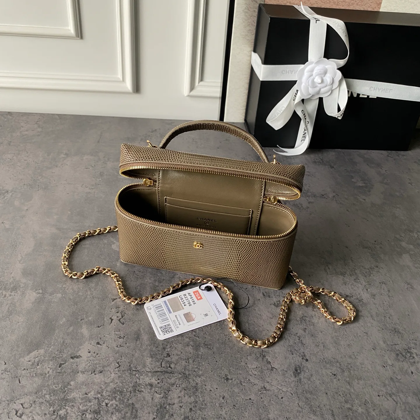 Women's Classic Handbags CHANEL 18058259