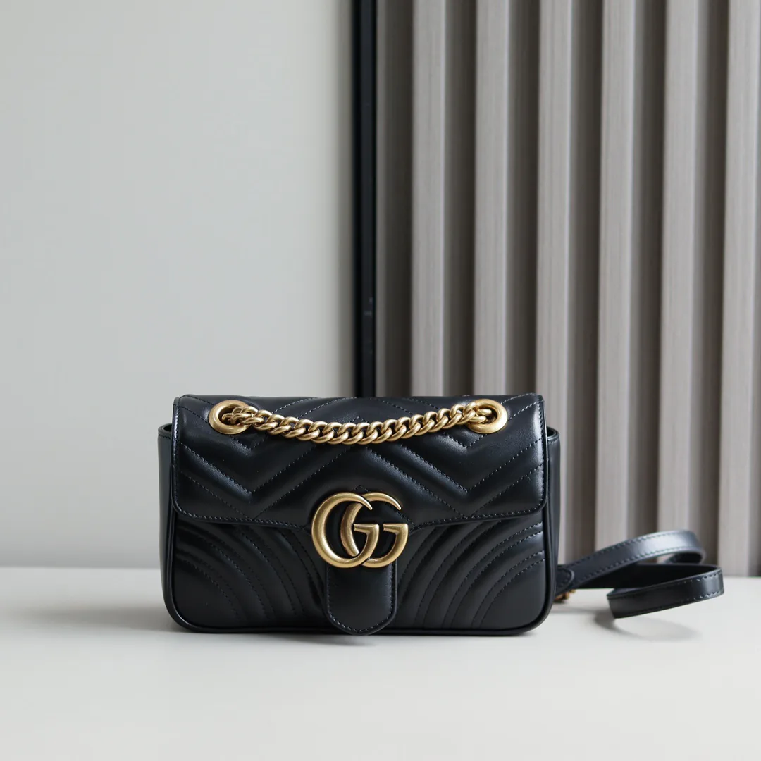 Women's Classic Handbags GUCCI 17904034
