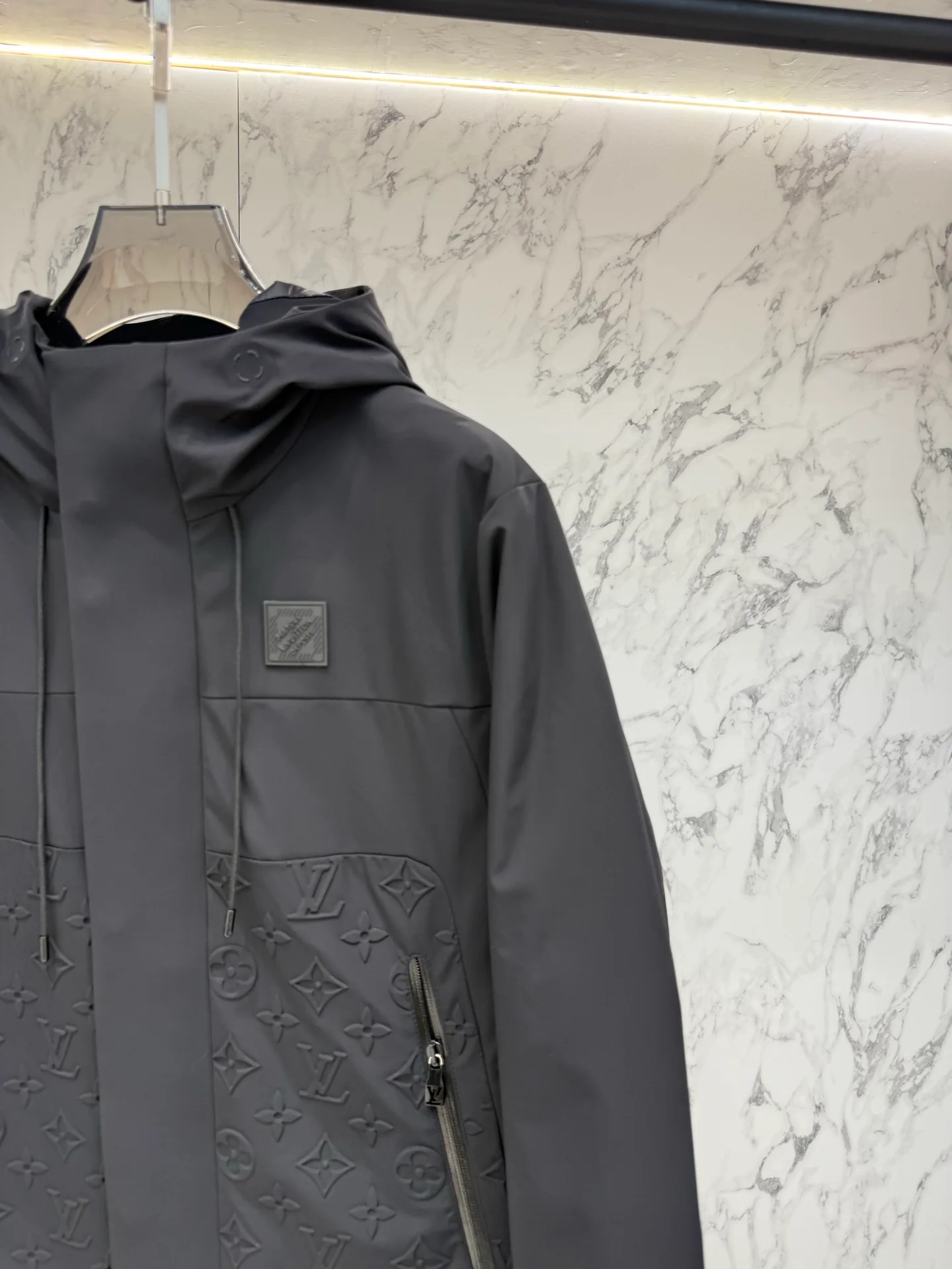 Men's Jackets And Down Jackets LOUIS VUITTON 18335118