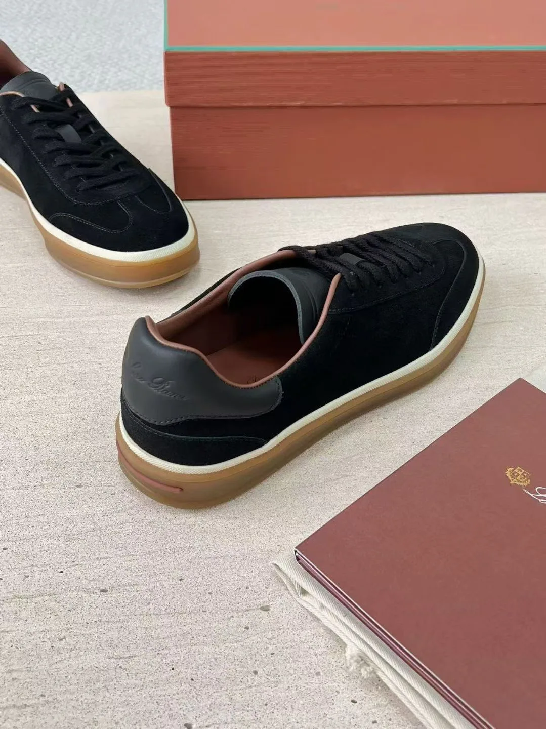 Men's Sneakers LORO PIANA 18382749