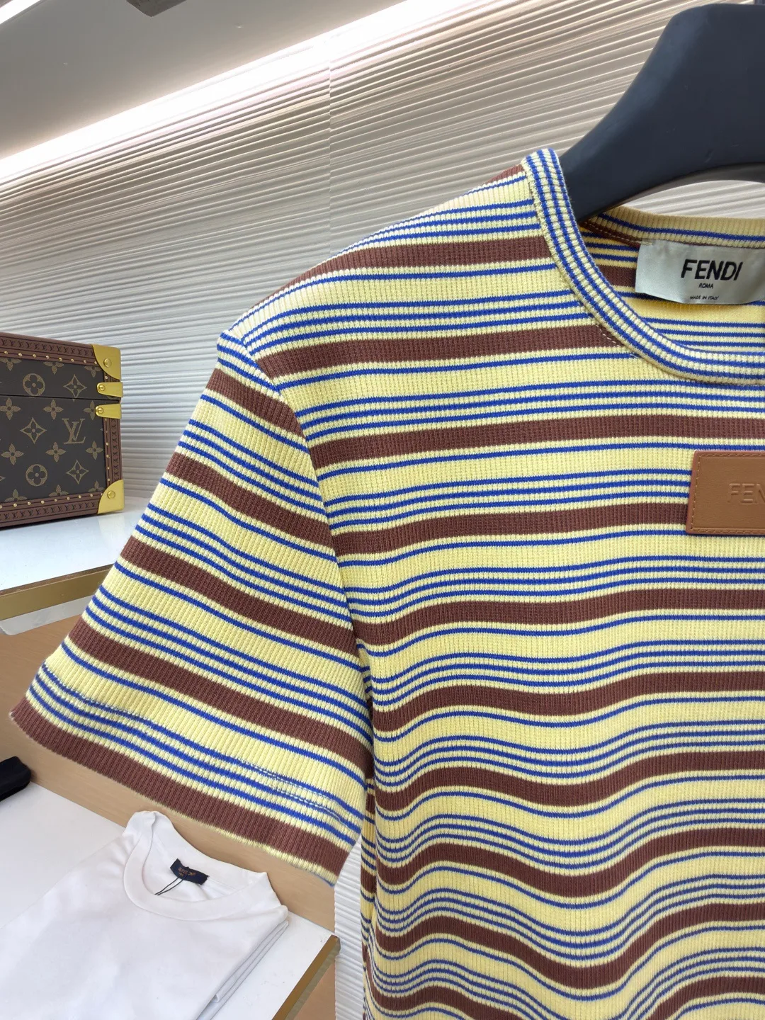 Men's T-Shirts FENDI 17480574