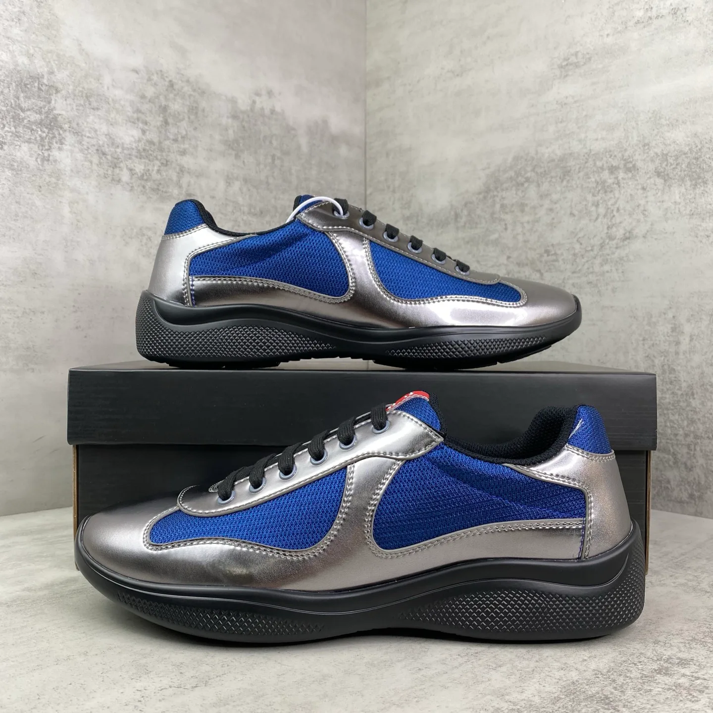 Men's Sneakers PRADA 17918705