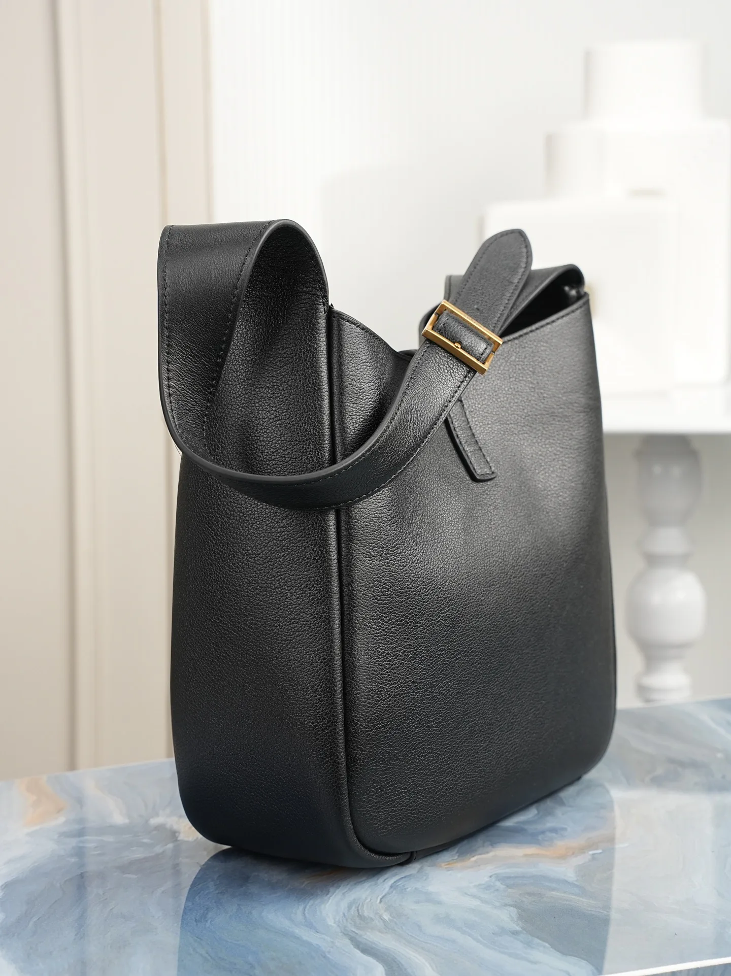 Women's Classic Handbags SAINT LAURENT 17385946