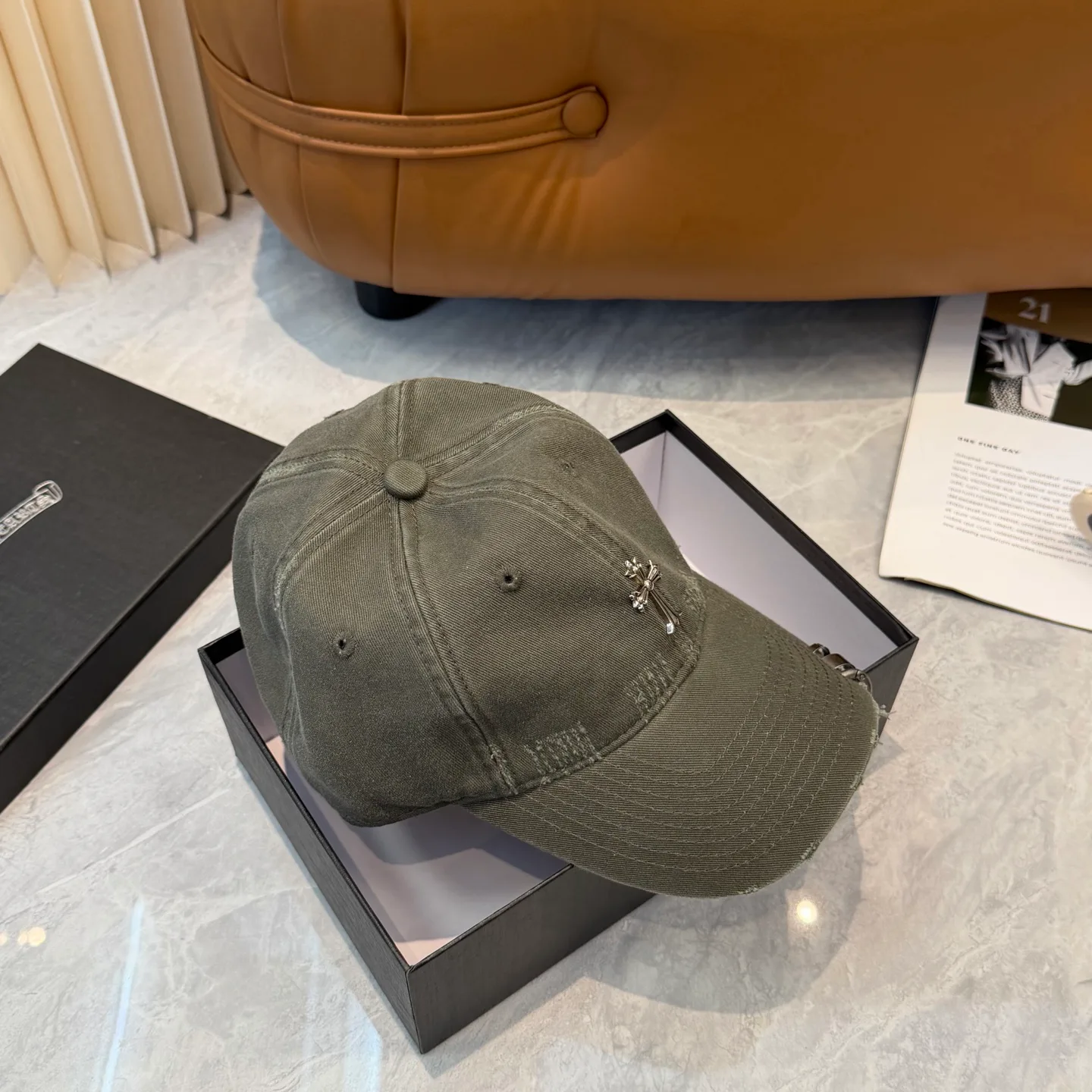 Hats CHROME HEARTS 17906381
