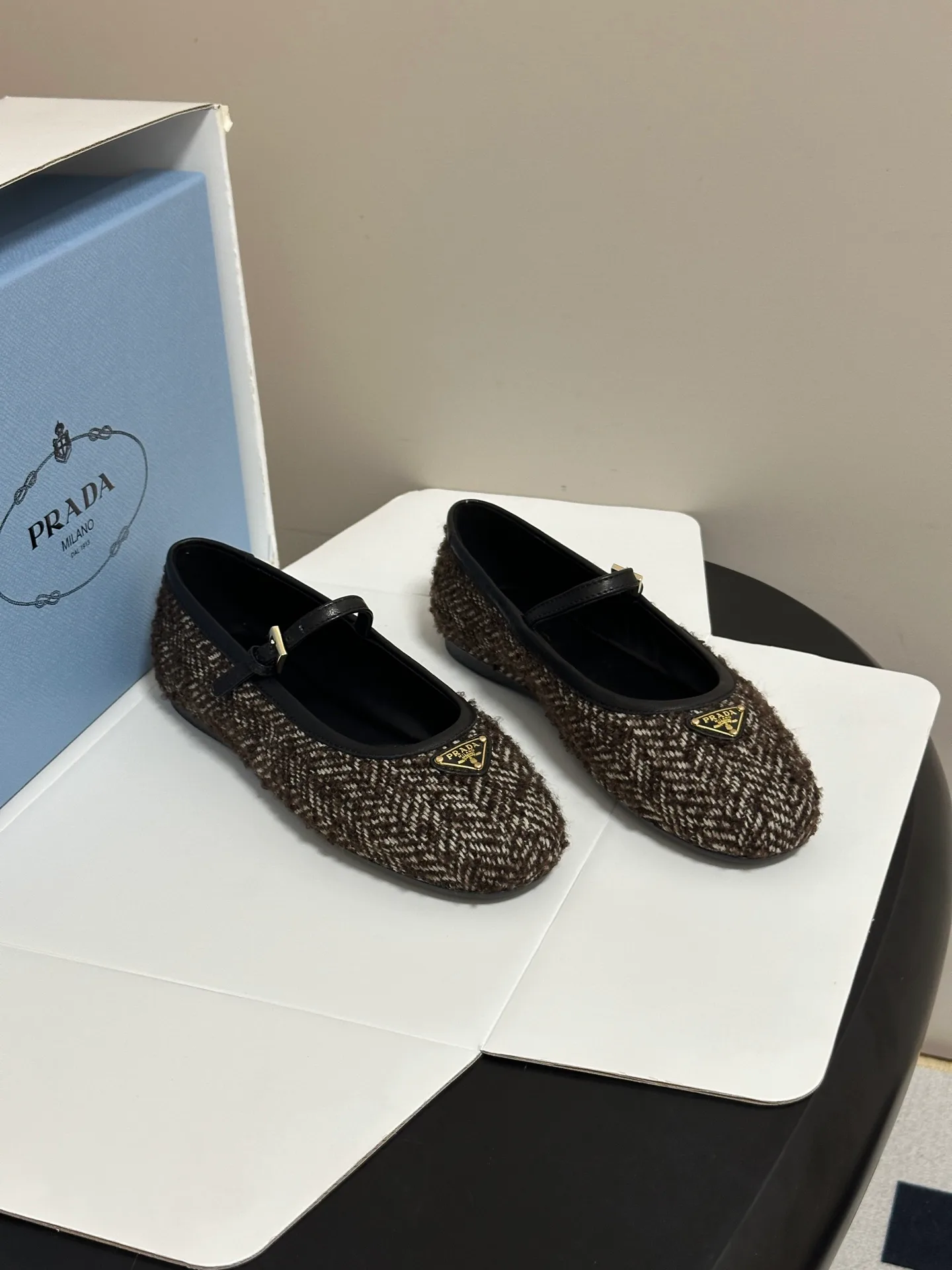 Women's Ballet Flats PRADA 18520376
