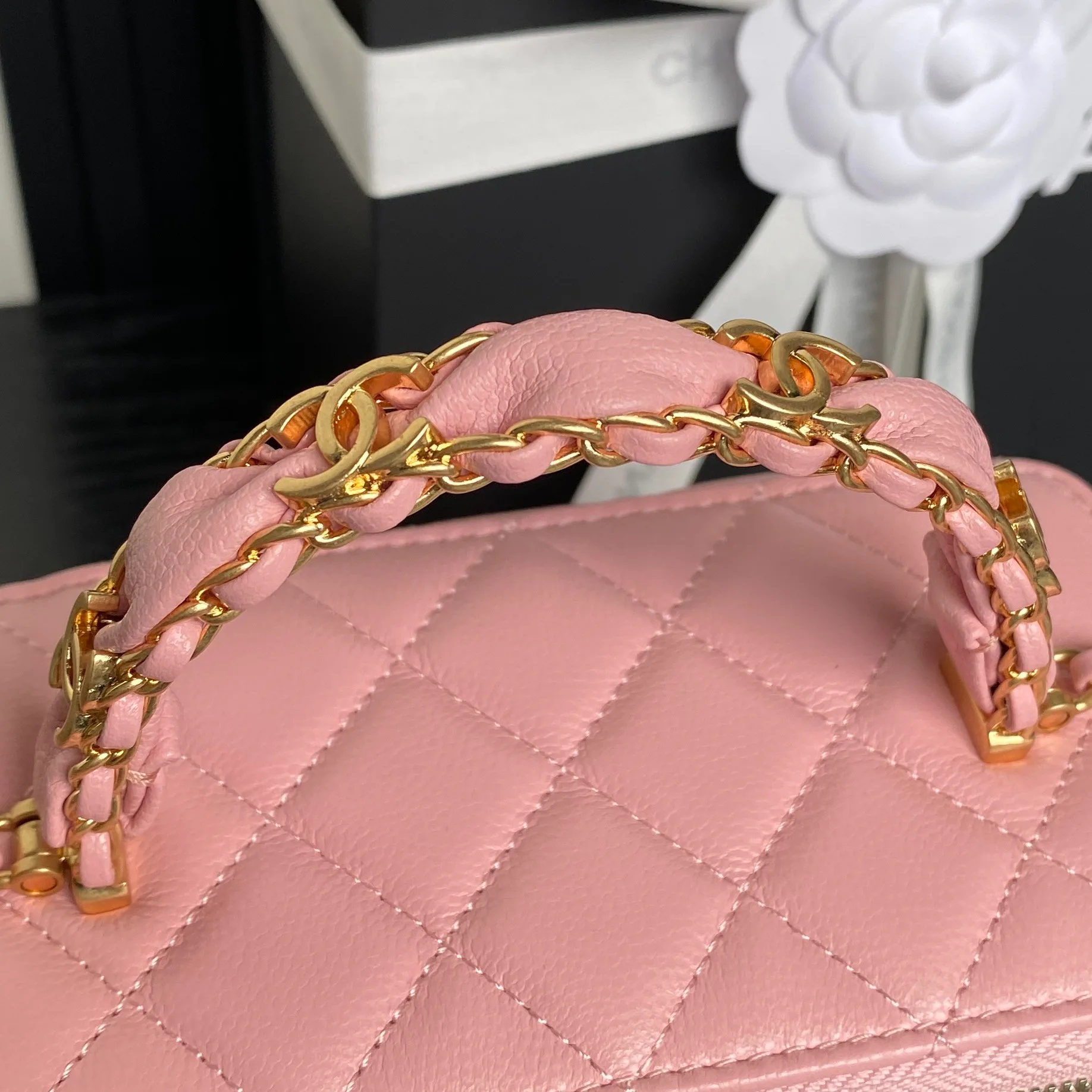 Women's Classic Handbags CHANEL 17364573