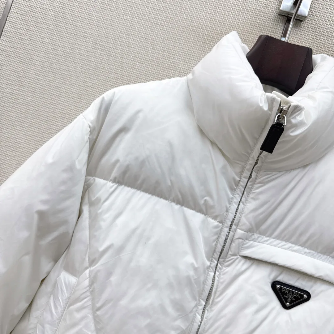 Women's Jackets And Down Jackets PRADA 18398199