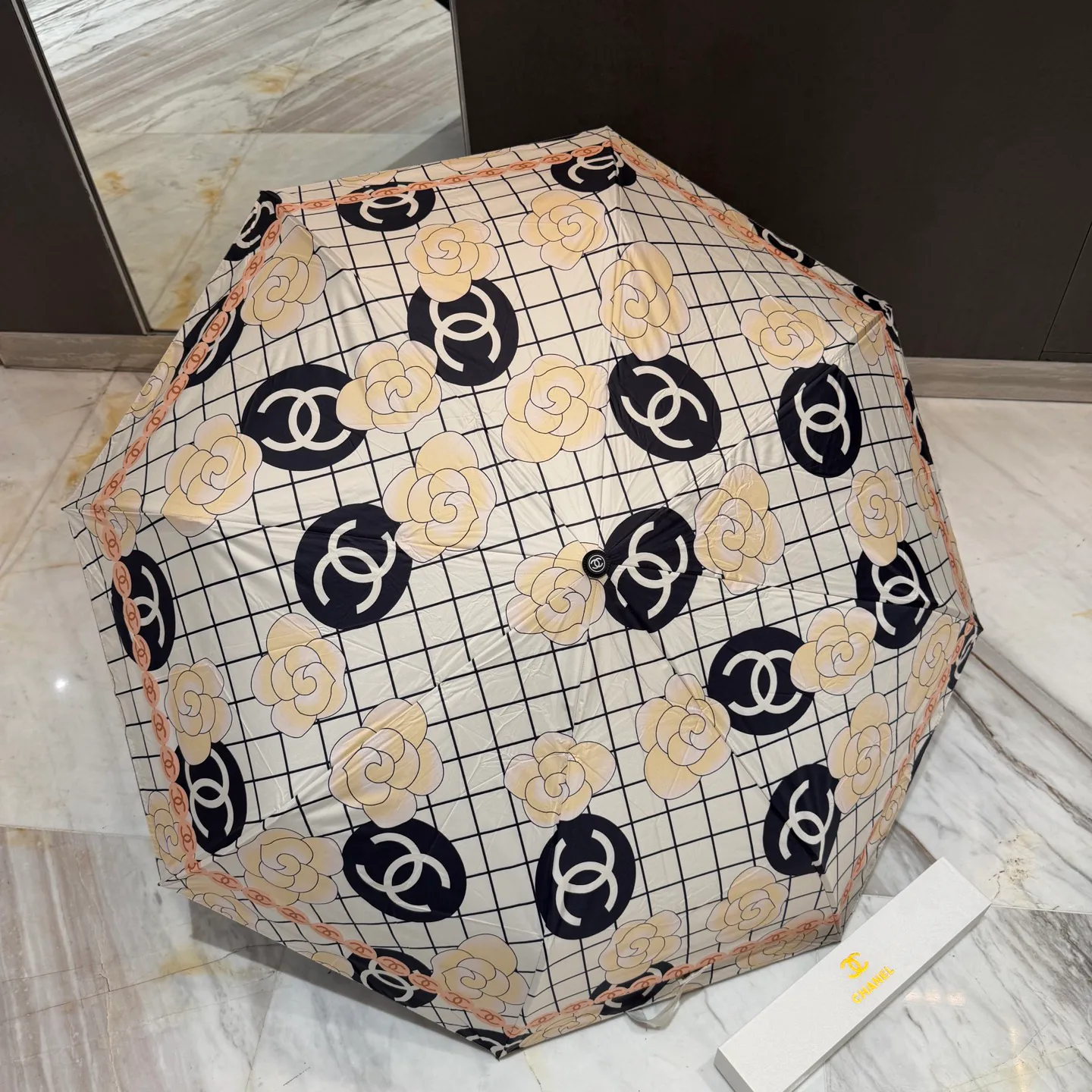 Umbrellas CHANEL 17350235
