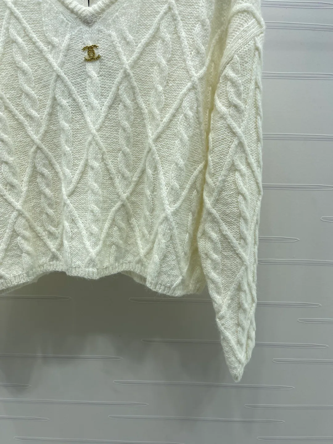 Women's Jumpers And Sweaters CHANEL 18038035