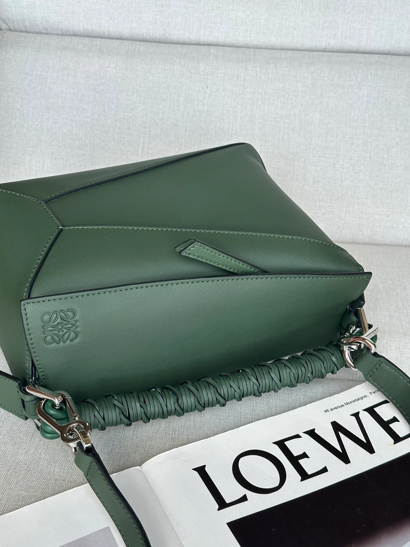 Women's Classic Handbags LOEWE 17271522