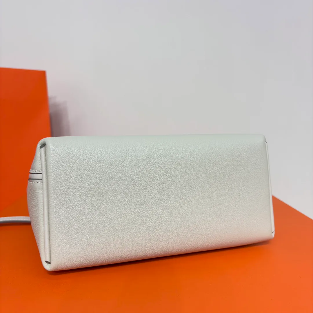 Women's Classic Handbags HERMES 18242983