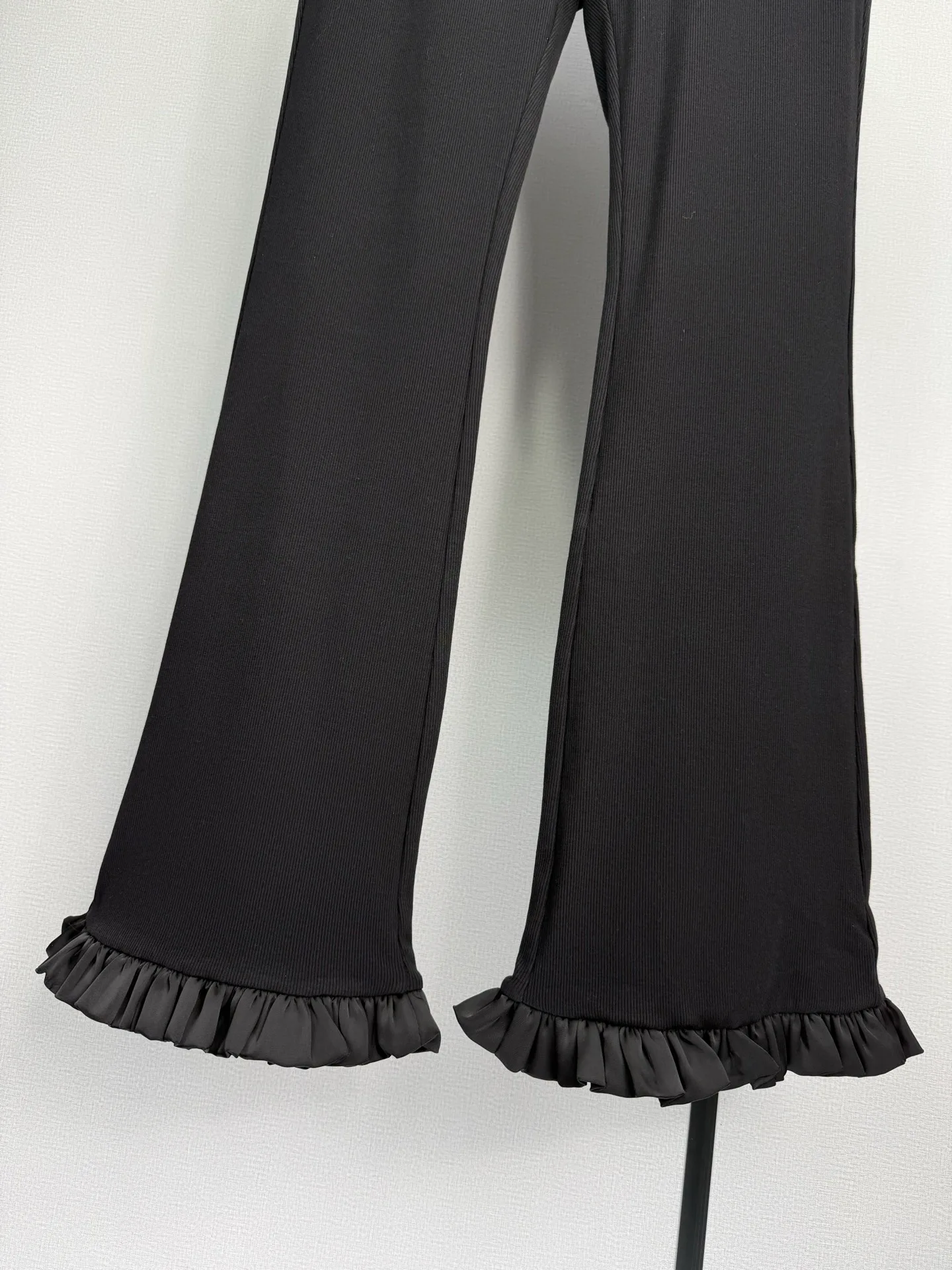 Women's Trousers LOUIS VUITTON 18022319