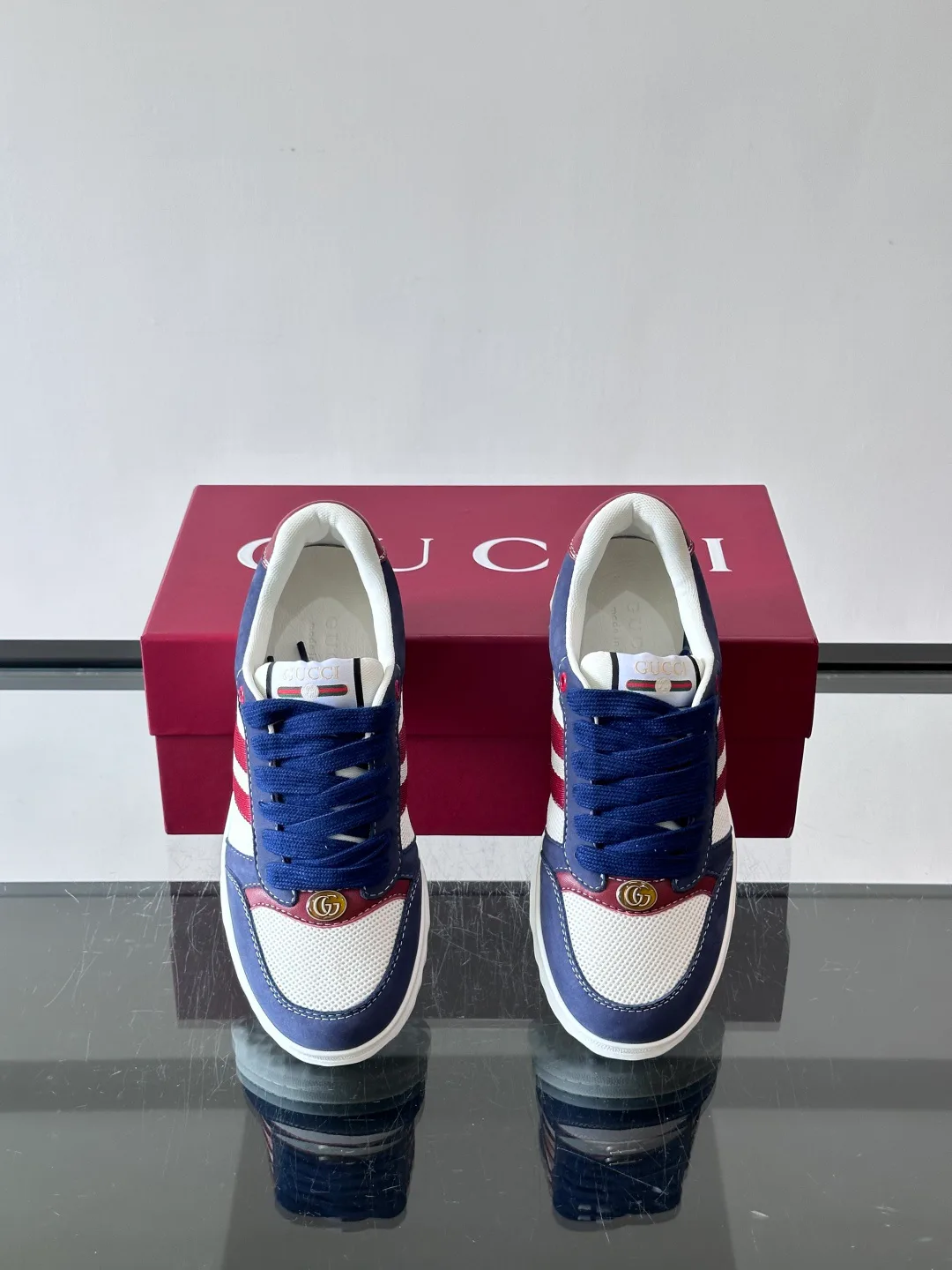 Women's Sneakers GUCCI 17032162