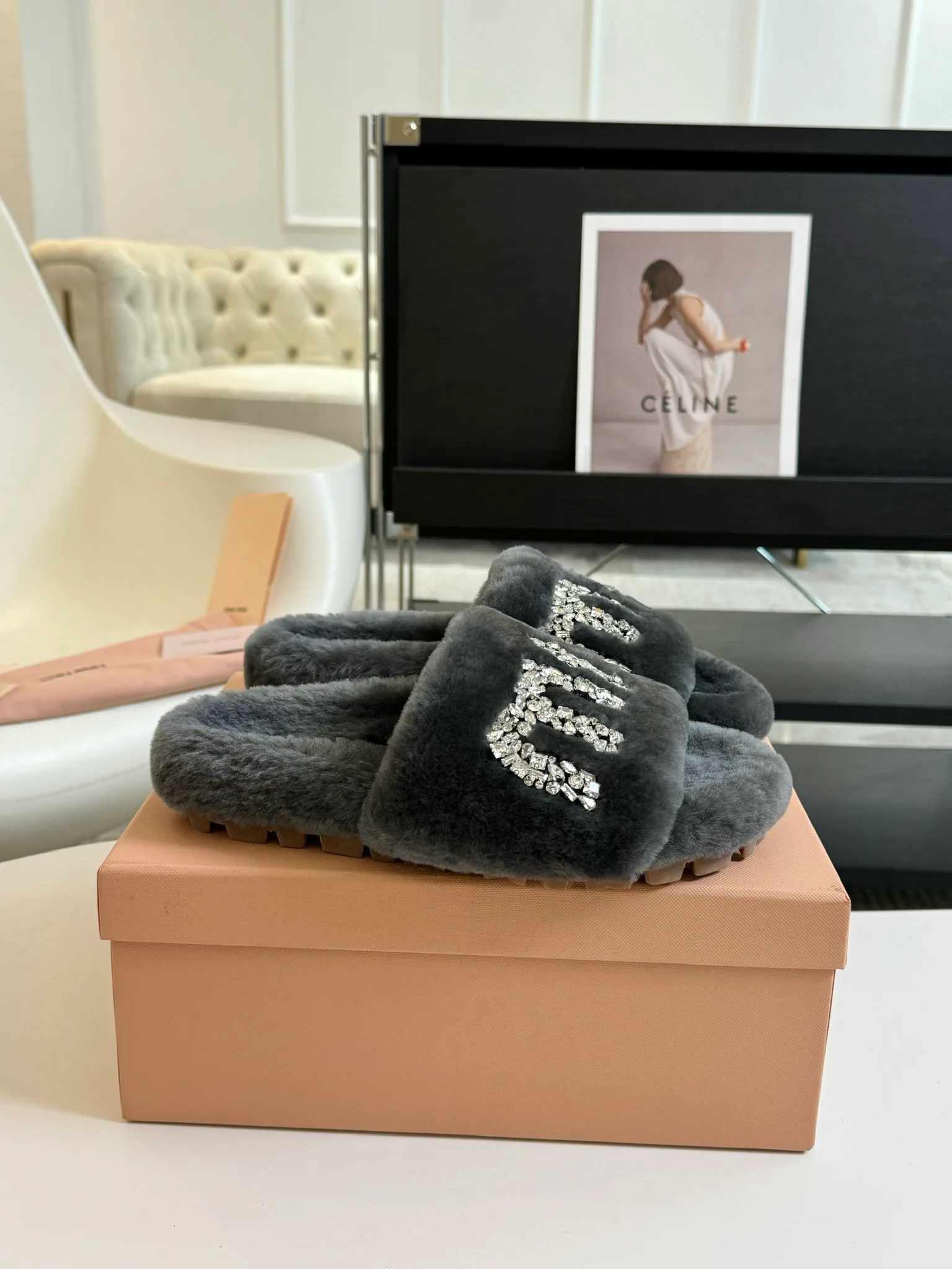 Women's Slippers MIU MIU 18241441