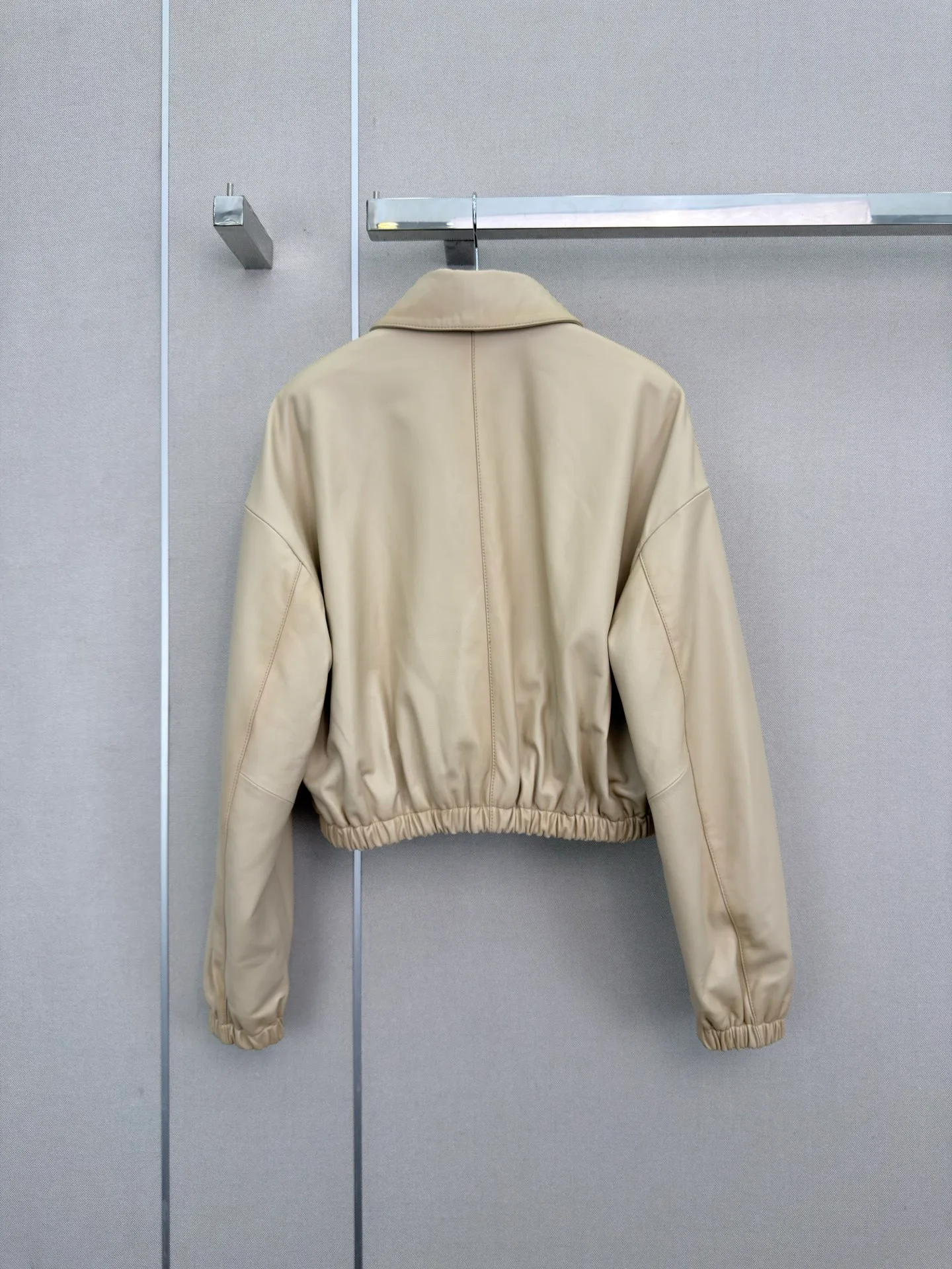 Women's Leather Jackets And Sheepskin Coats PRADA 18173057